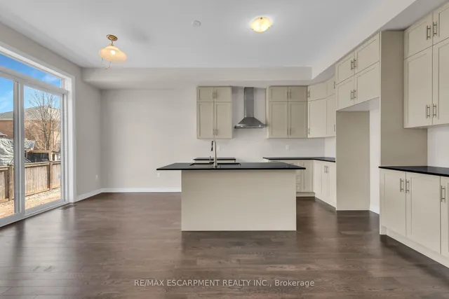 Additional property image - 67 Starfire Cres