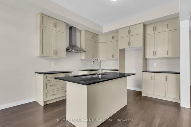 Additional property image - 67 Starfire Cres