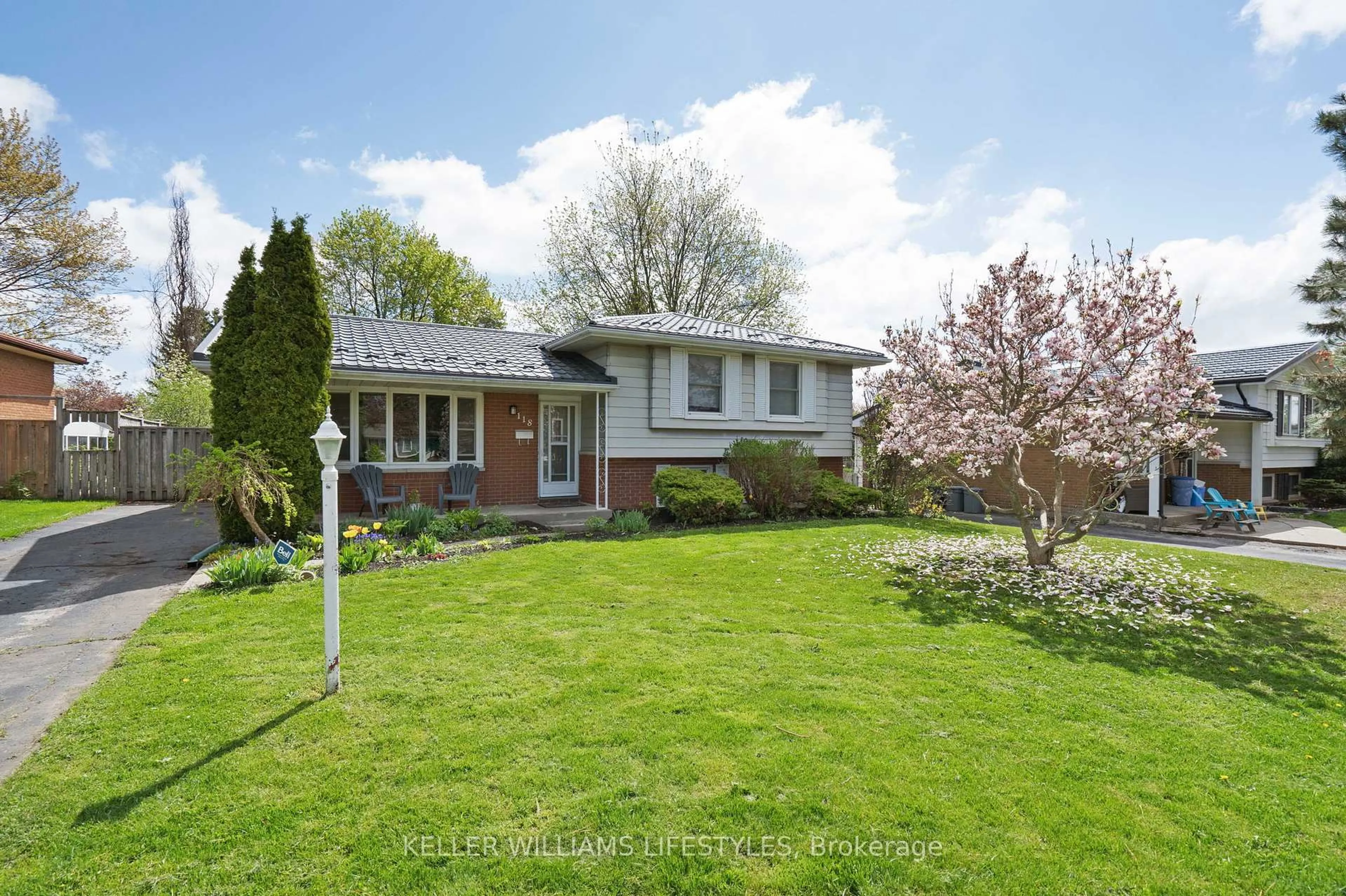 Unknown for 118 Tufton Pl, London South Ontario N6C 4W9