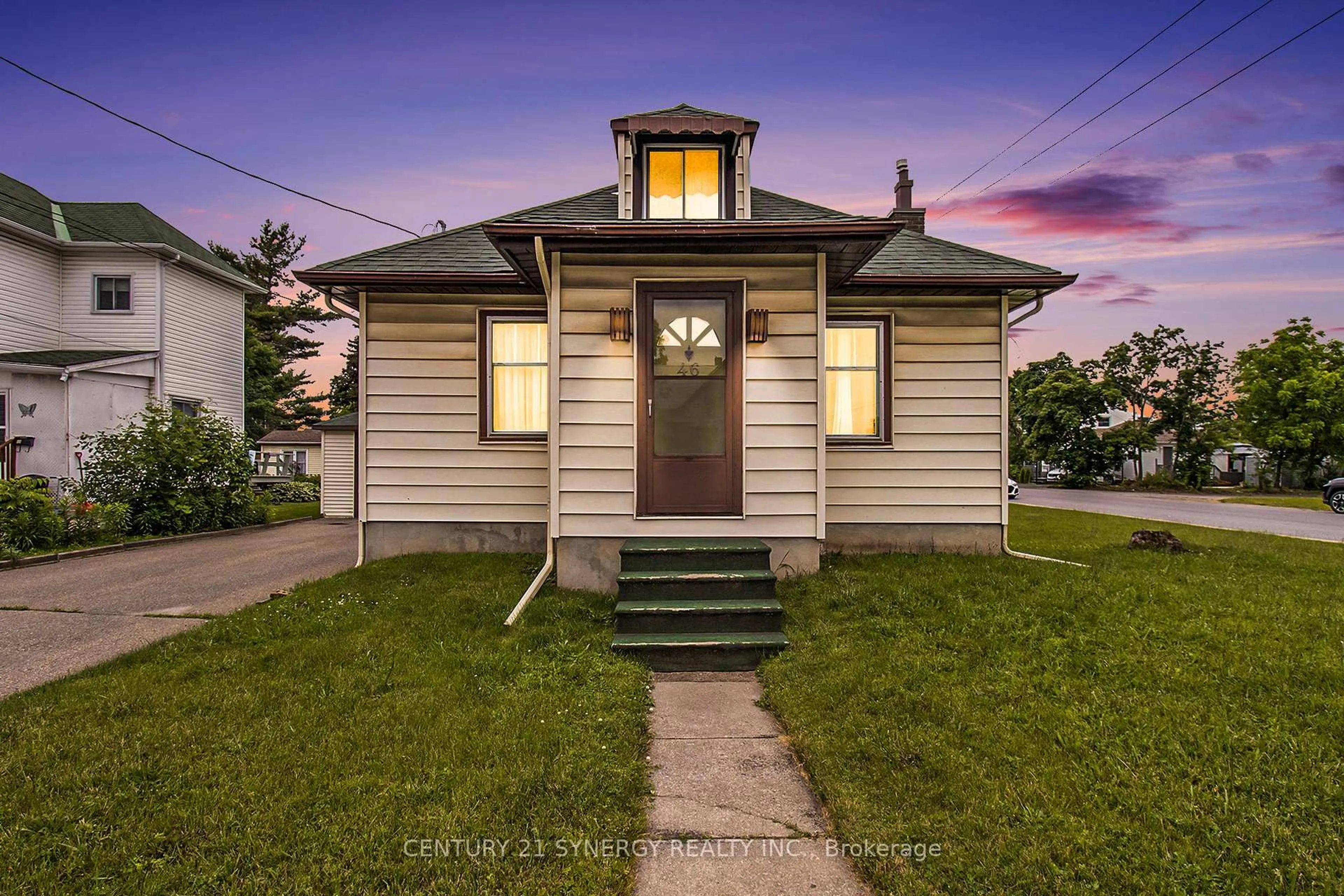 Unknown for 46 Cornelia St, Smiths Falls Ontario K7A 1L7