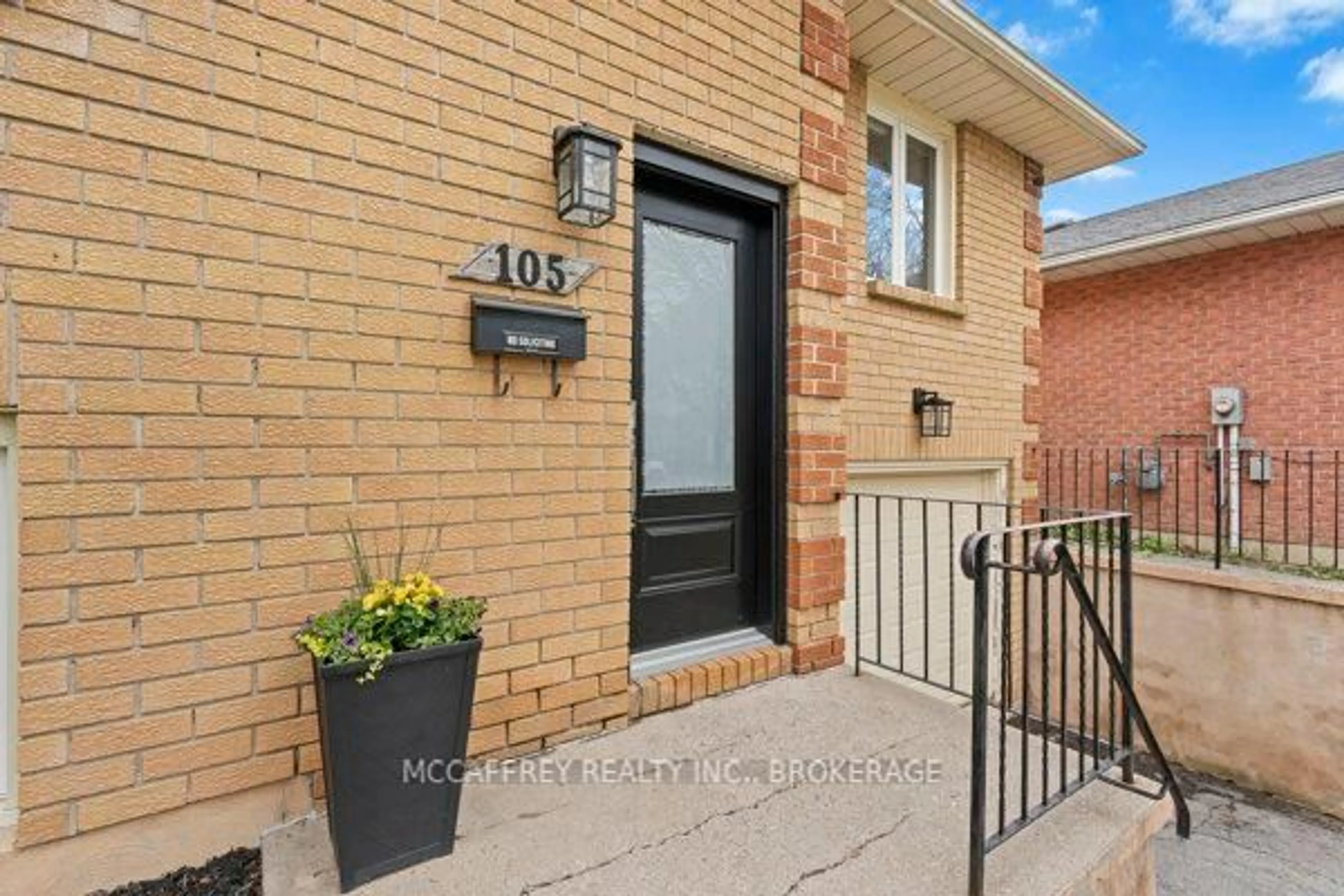 Home with brick exterior material, street for 105 Dauphin Ave, Kingston Ontario K7K 6B2