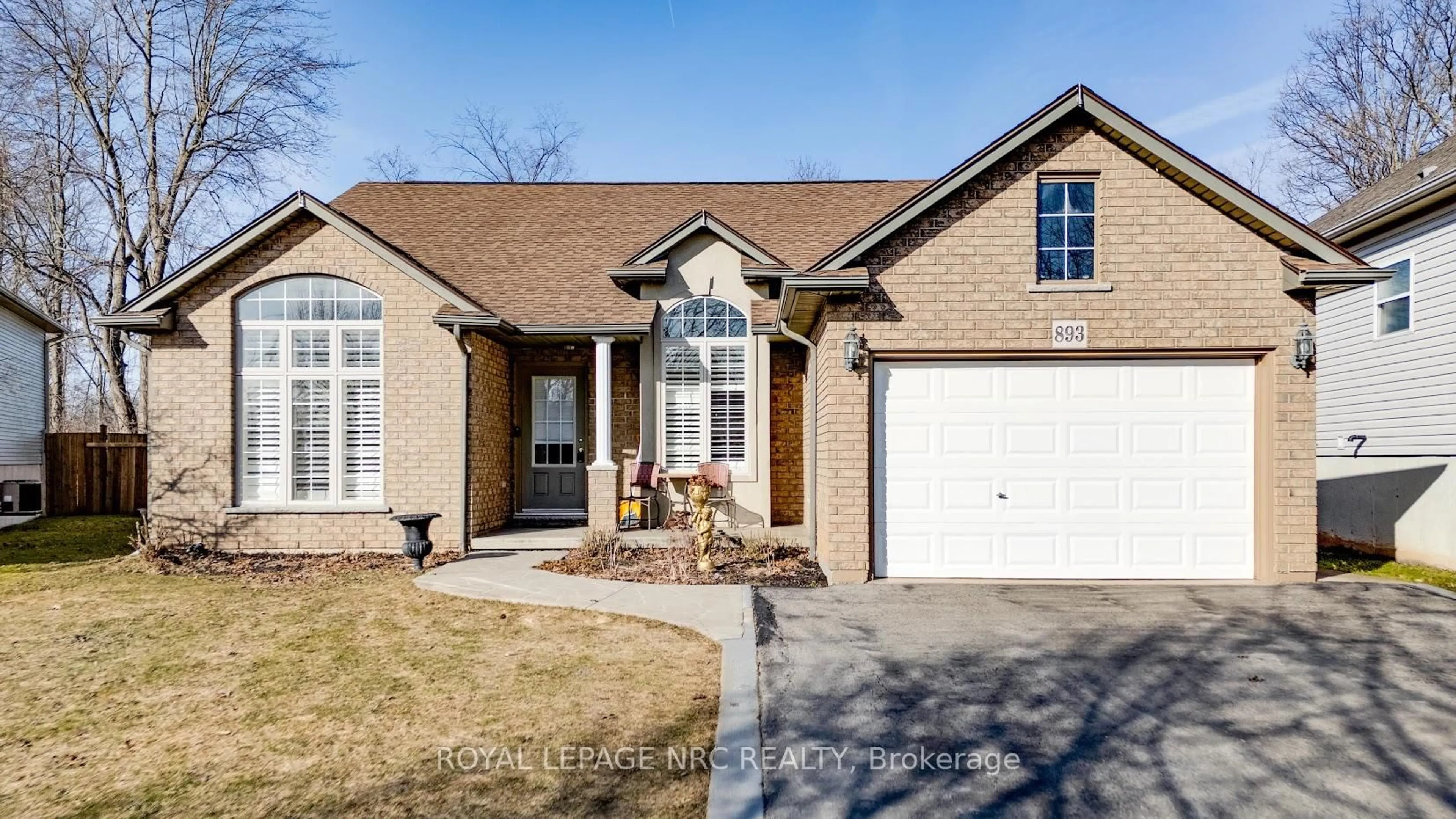 Home with brick exterior material, street for 893 Canada Dr, Fort Erie Ontario L2A 6E9