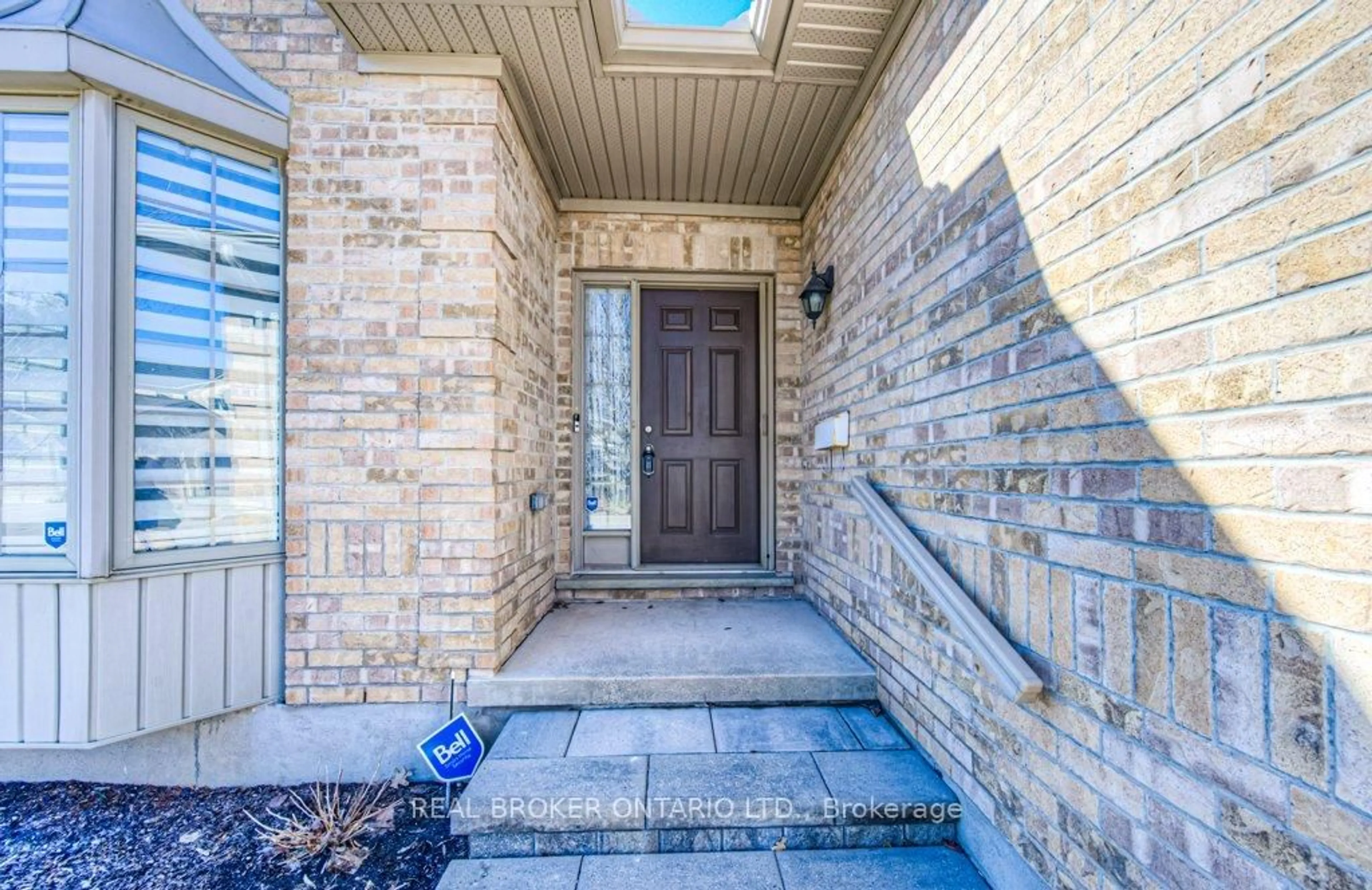 Unknown for 900 Doon Village Rd #4, Kitchener Ontario N2P 1A4