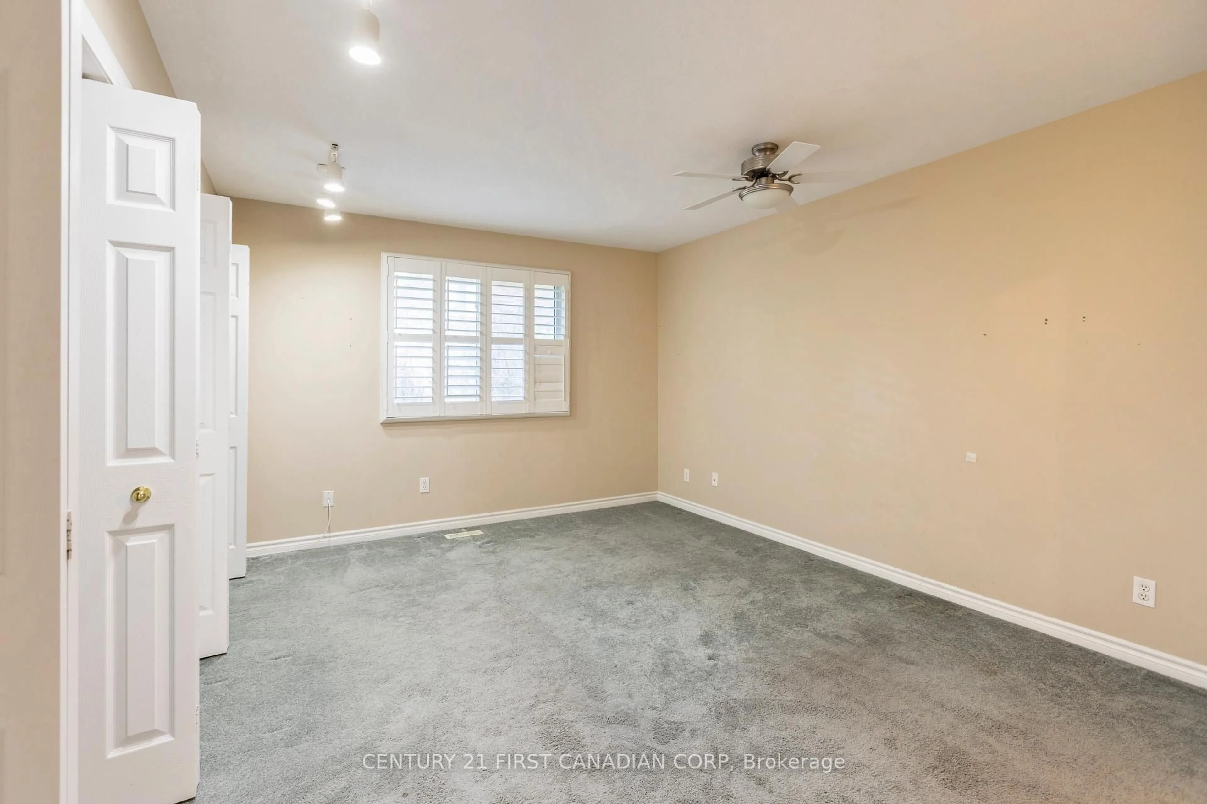 A pic of a room for 1241 Beaverbrook Ave #10, London North Ontario N6H 5P1