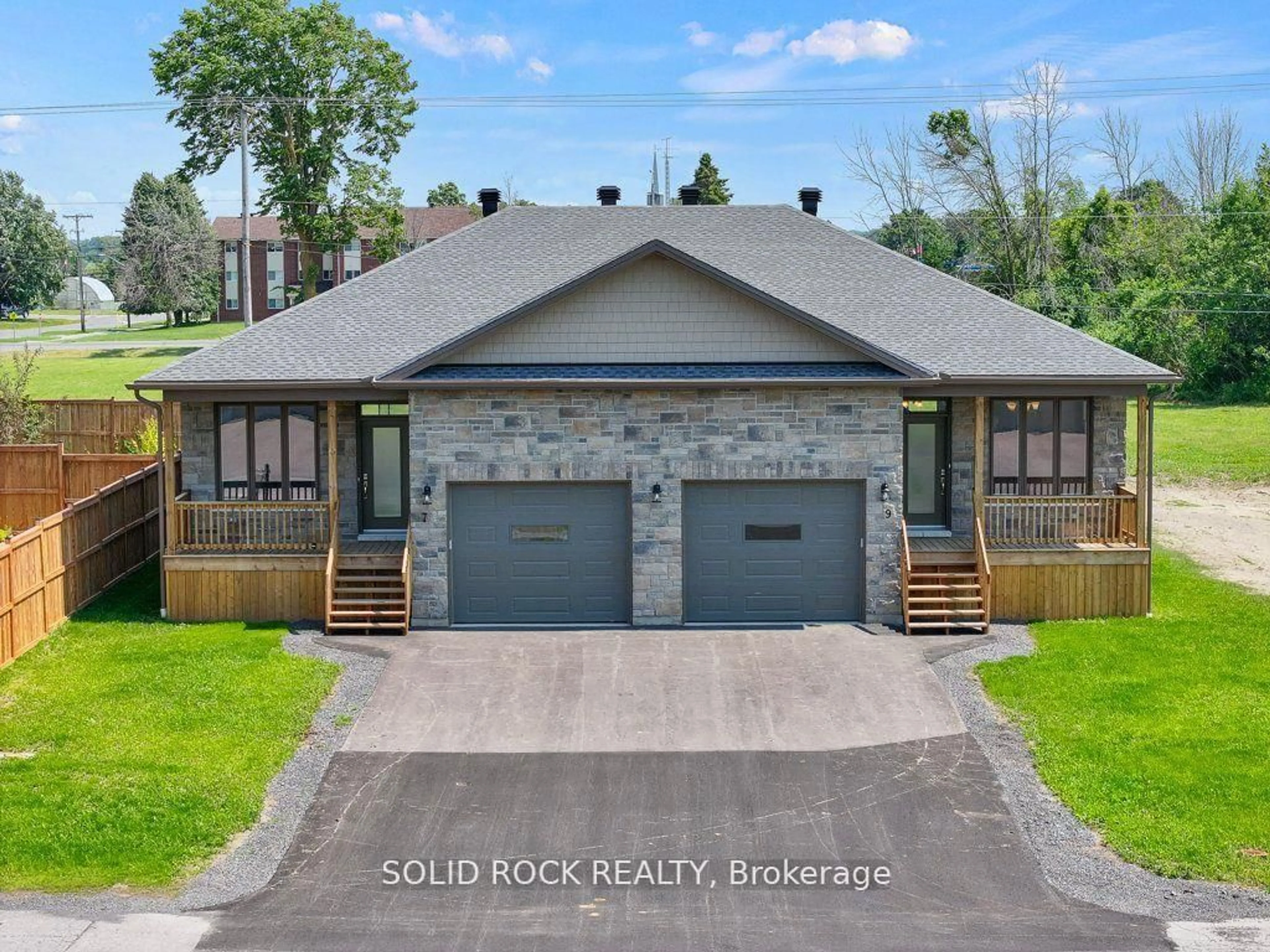 Home with brick exterior material, building for 9 Billings Ave, South Dundas Ontario K0E 1K0