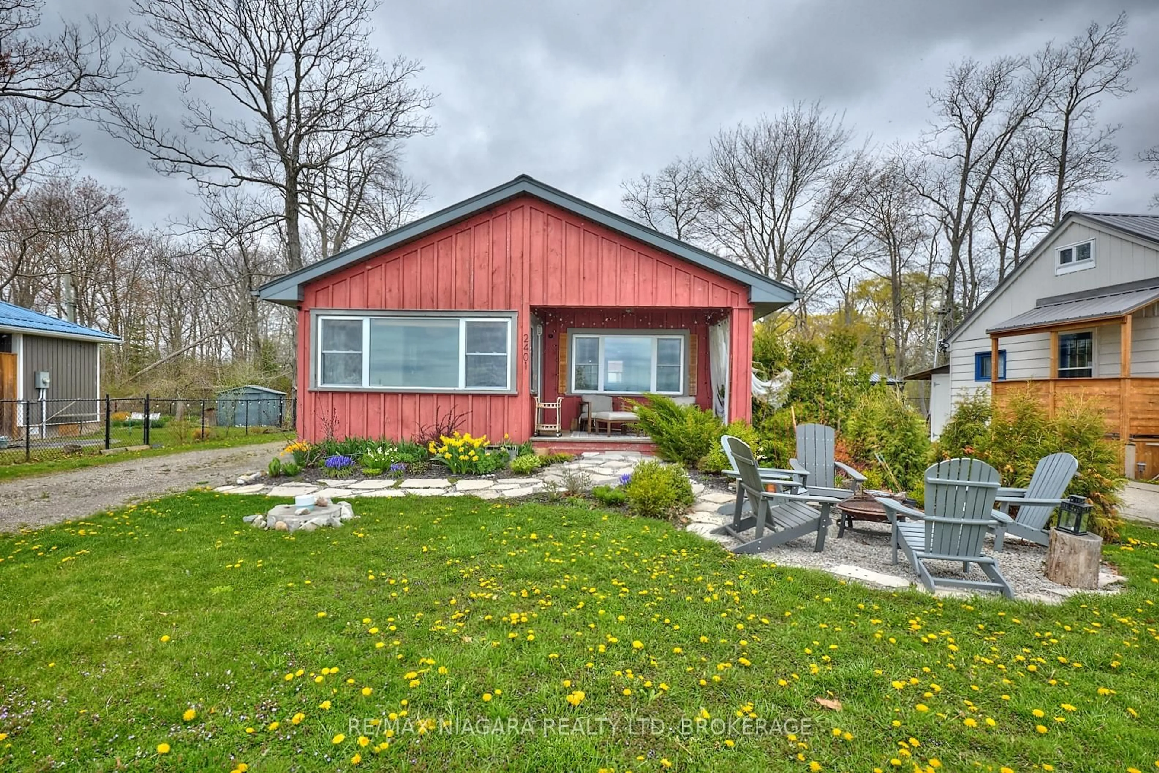 Unknown for 2401 Lakeshore Rd, Haldimand Ontario N1A 2W8