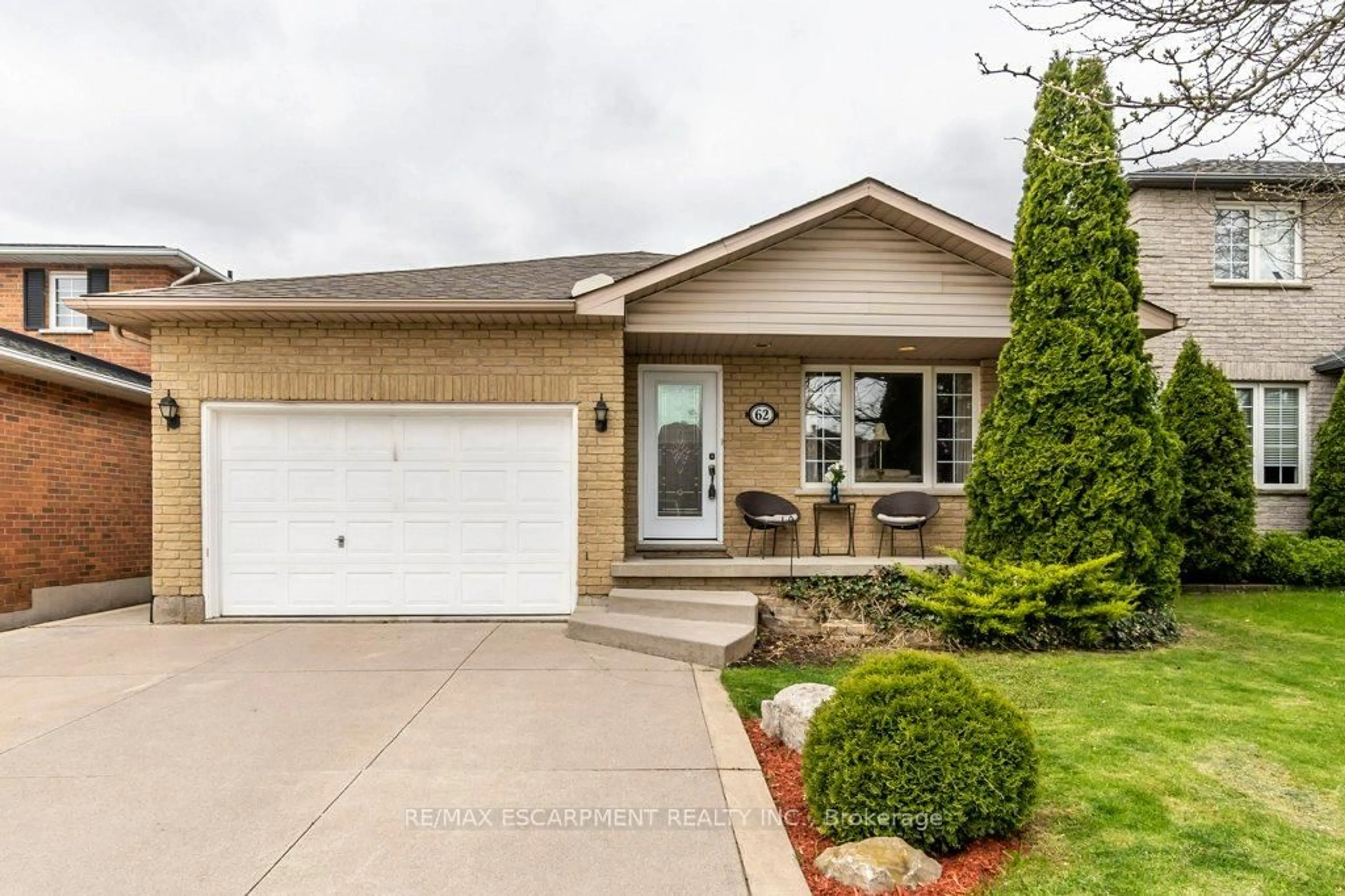 Home with brick exterior material, street for 62 Spadara Dr, Hamilton Ontario L9B 2K3