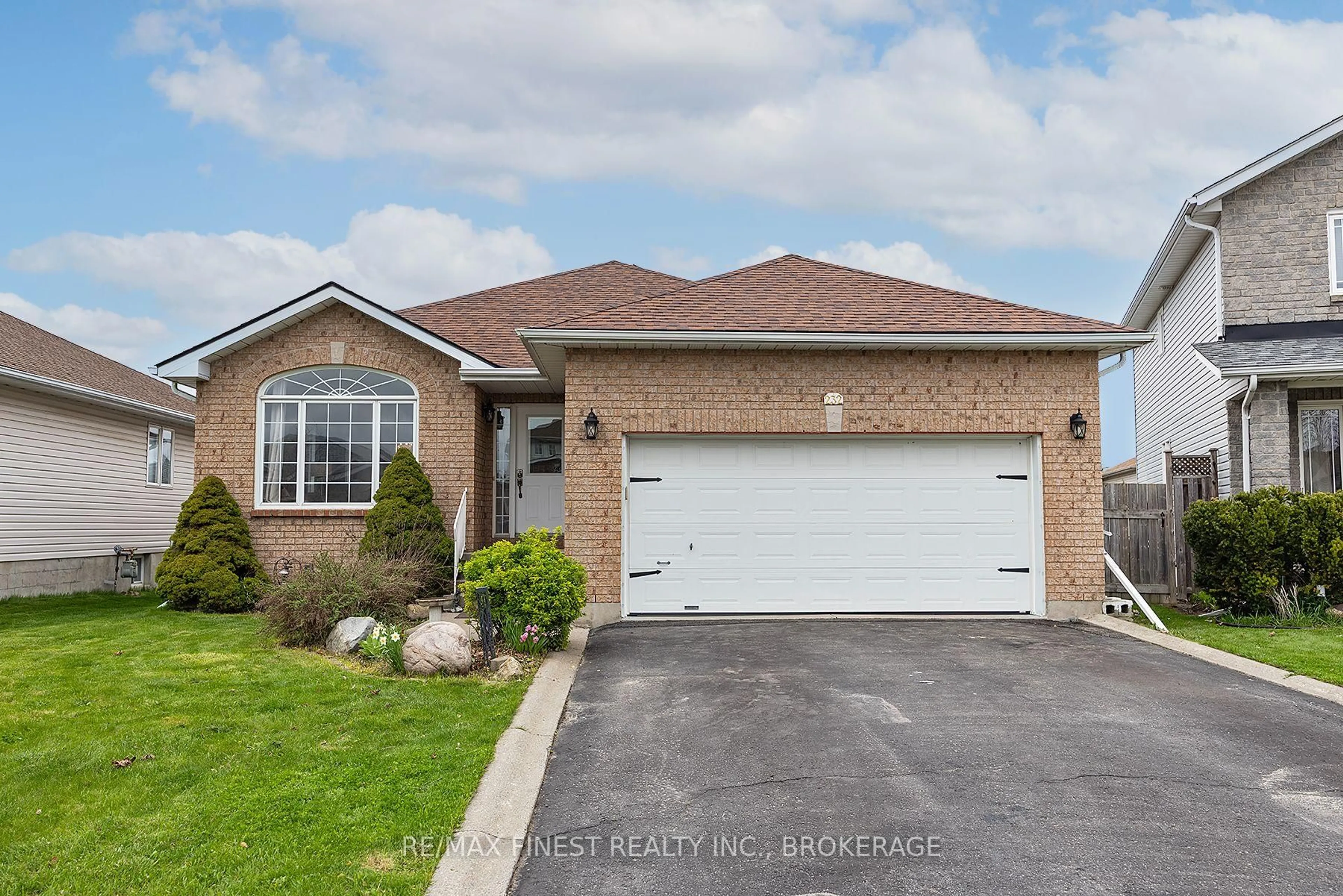 Unknown for 232 Sheridan St, Kingston Ontario K7P 3C7