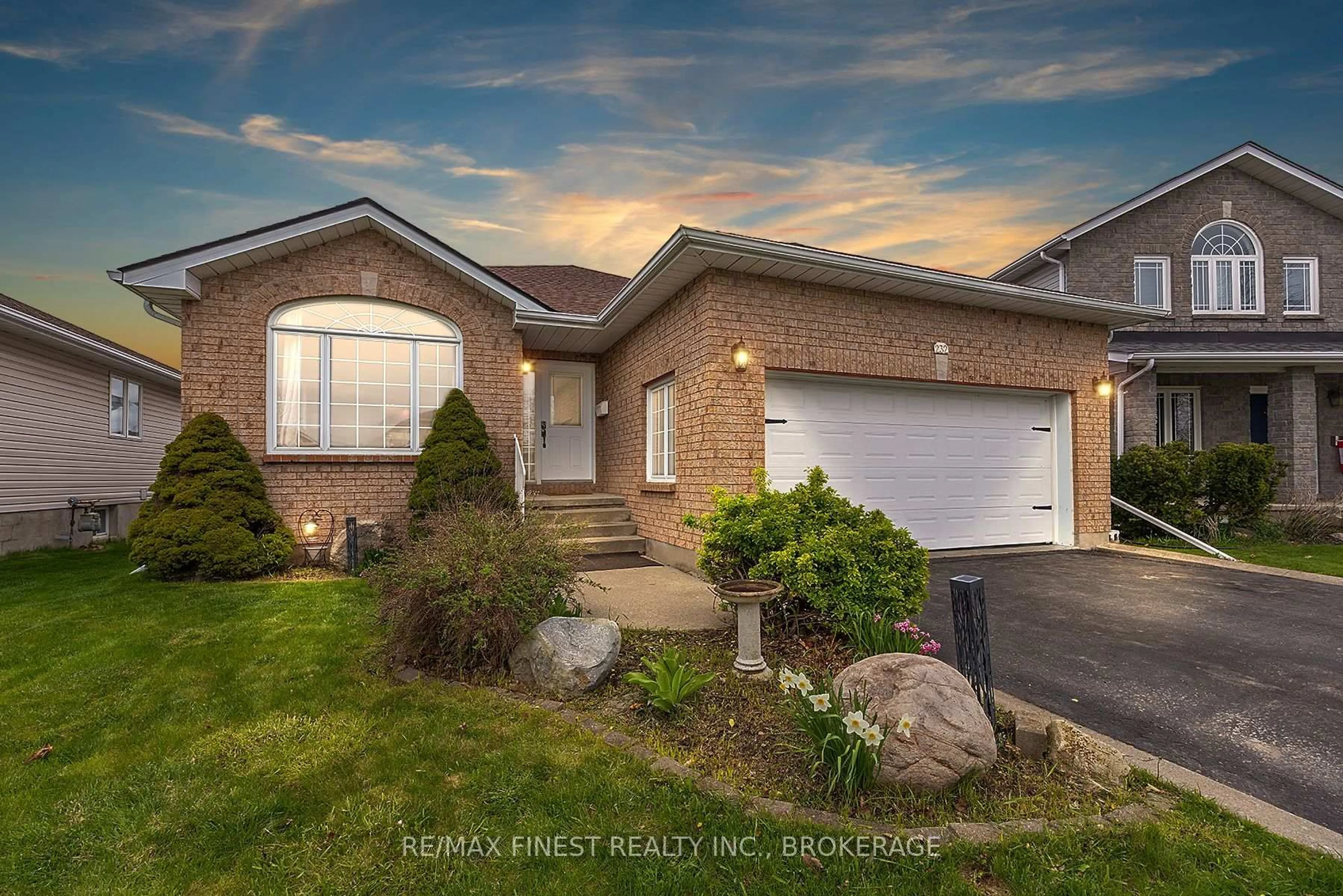 Unknown for 232 Sheridan St, Kingston Ontario K7P 3C7