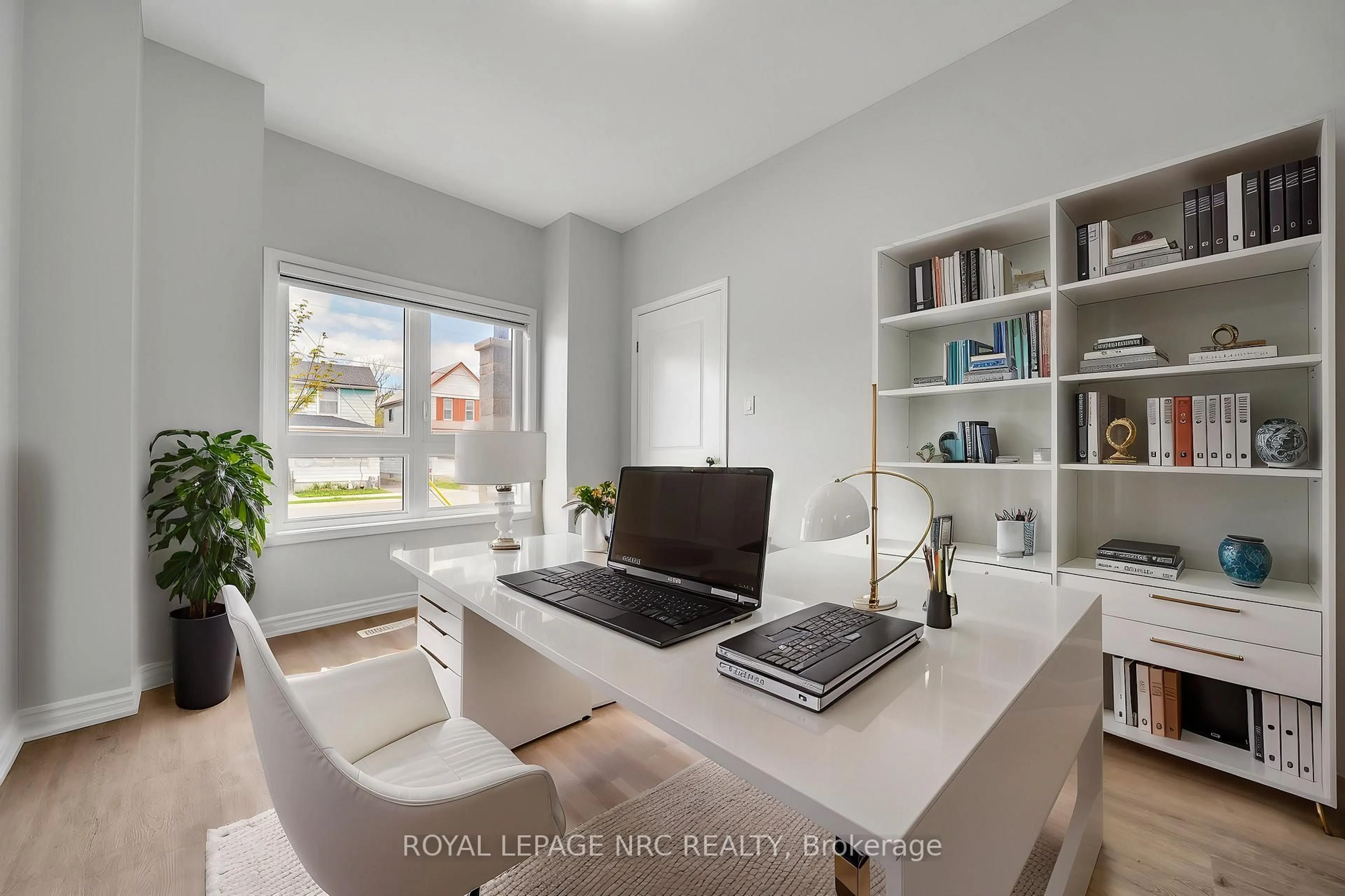 A pic of a room for 178 Broadway Lane, Welland Ontario L3C 5L5