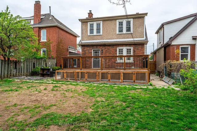 Additional property image - 11 Huxley Ave