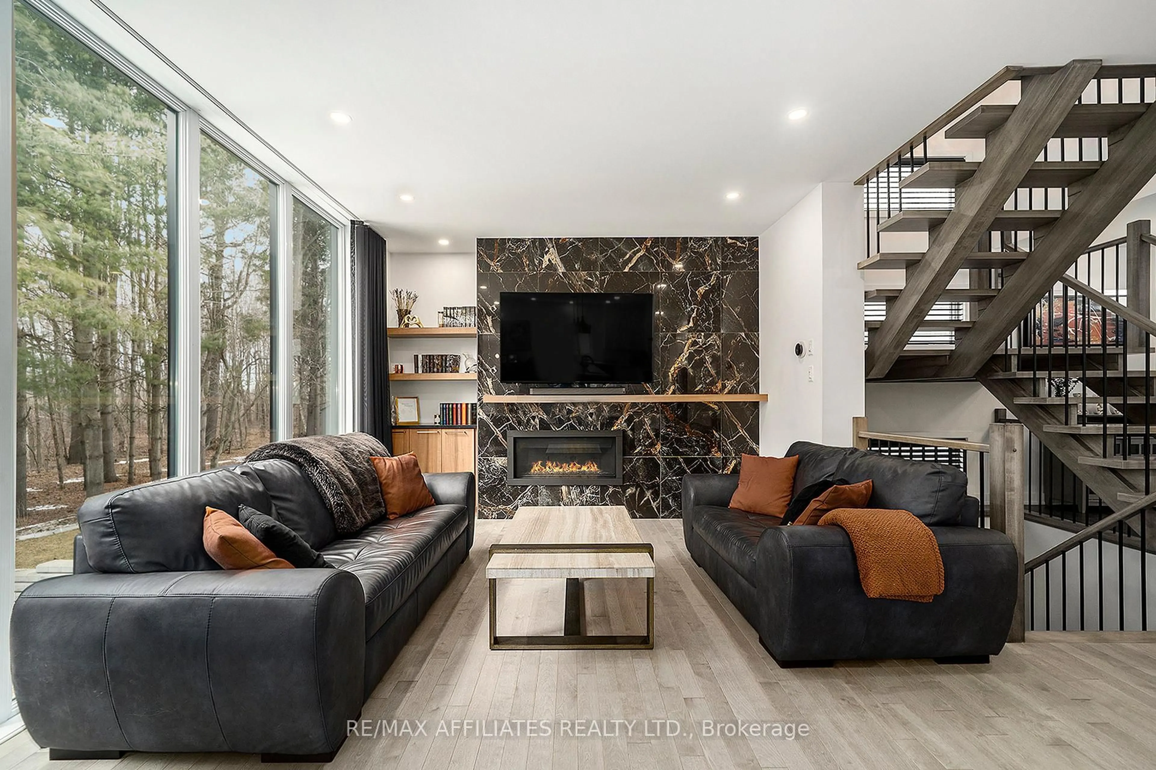 Living room with furniture, unknown for 248 Nature St, Casselman Ontario K0A 1M0
