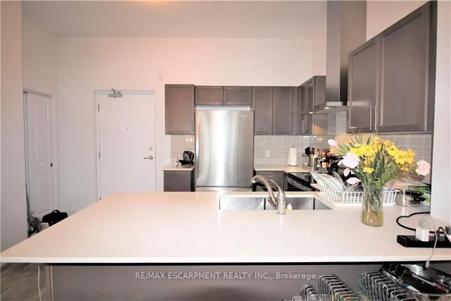 Additional property image - 1 Redfern Ave Unit 135