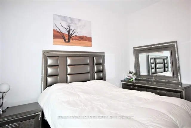 Additional property image - 1 Redfern Ave Unit 135
