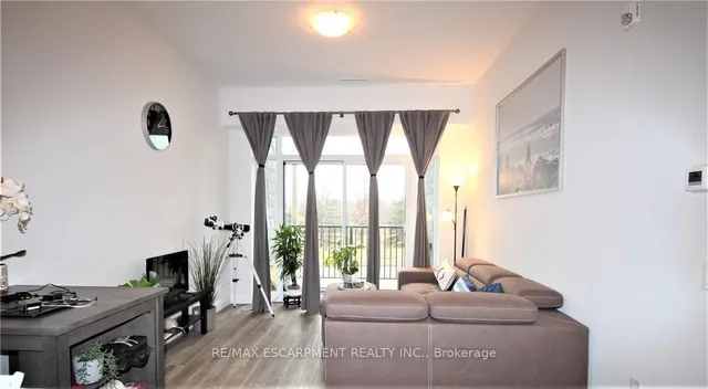 Additional property image - 1 Redfern Ave Unit 135