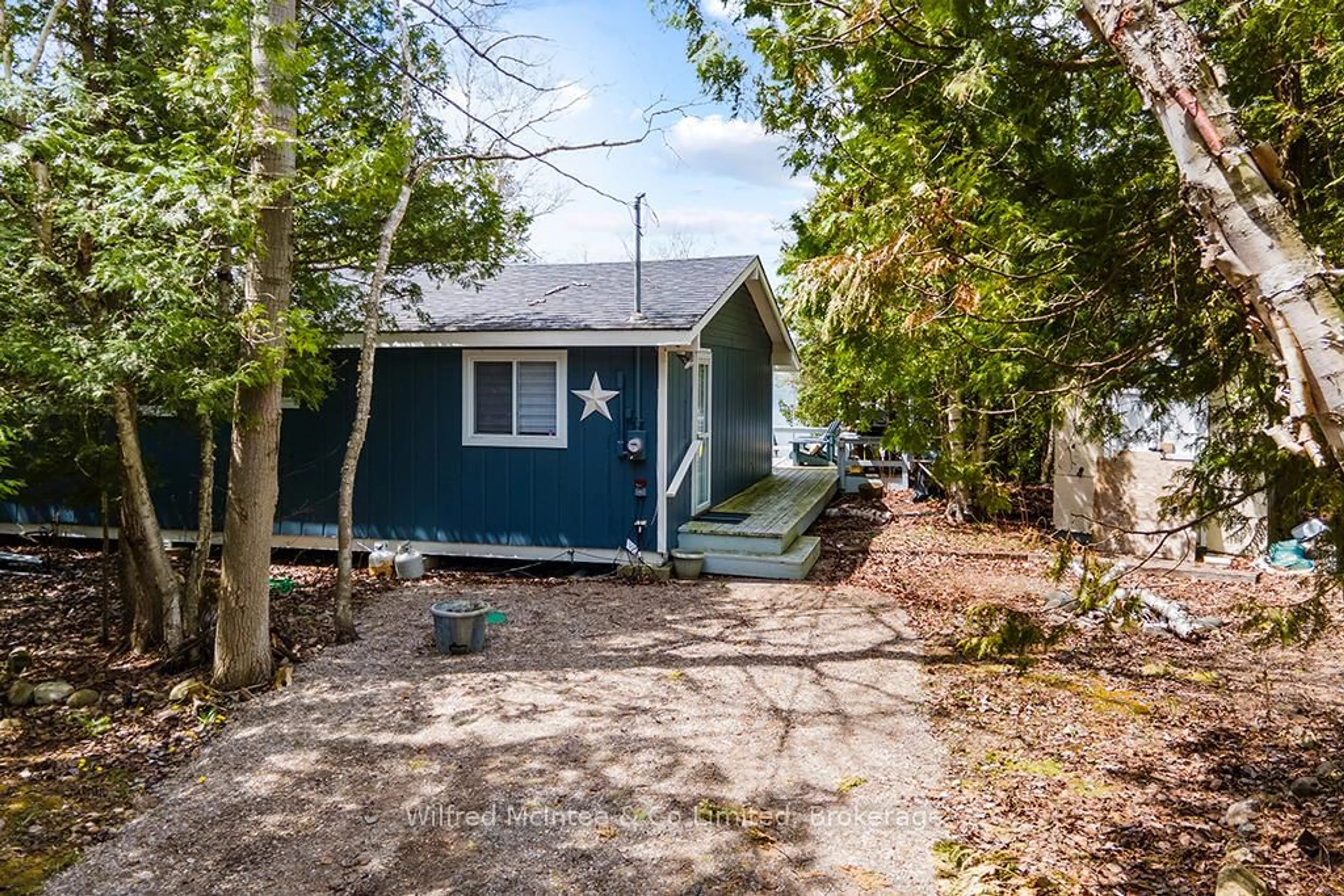 Unknown for 1520 2ND AVE Ave, Native Leased Lands Ontario N0H 2C1