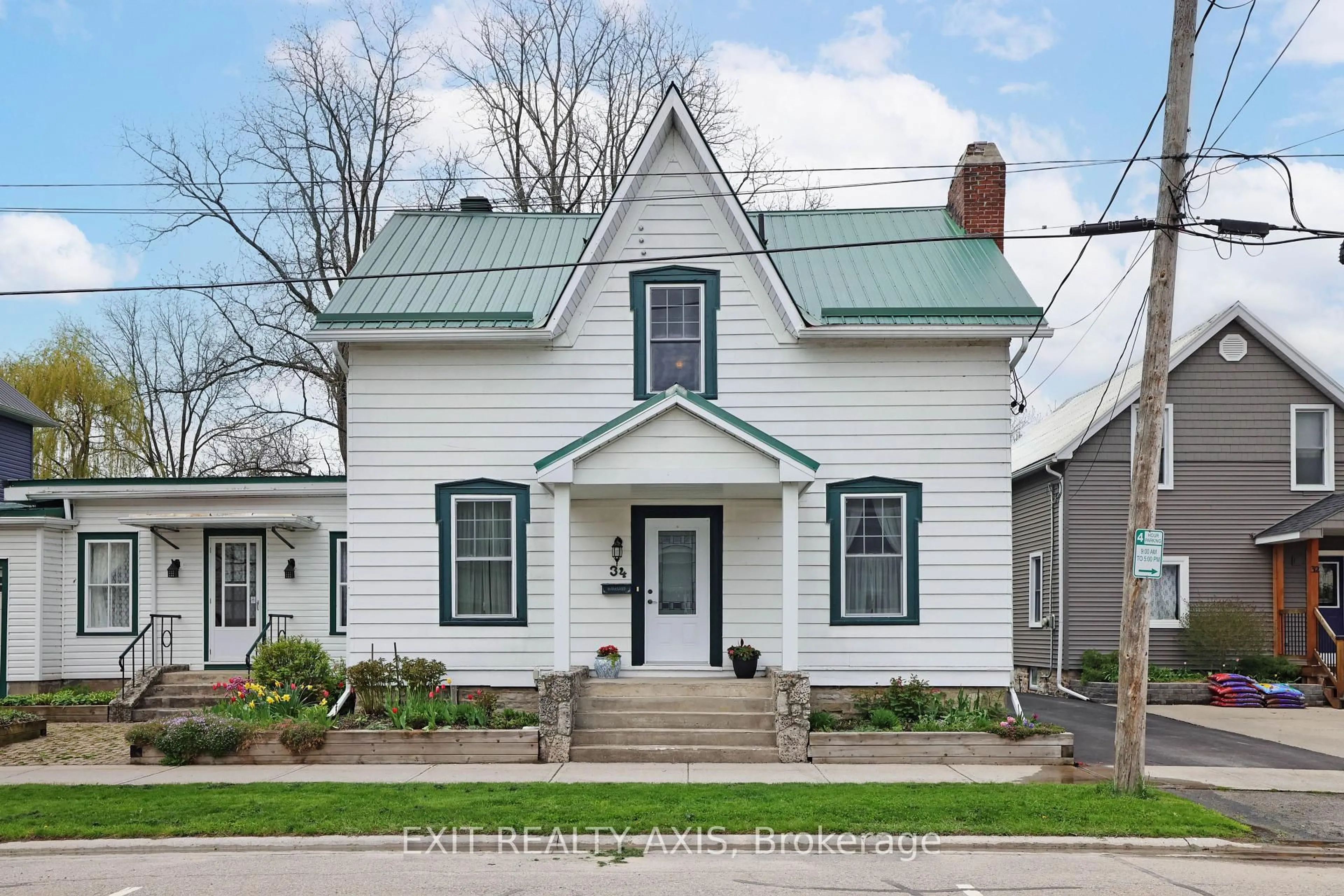 Home with vinyl exterior material, street for 34 Church St, Westport Ontario K0G 1X0