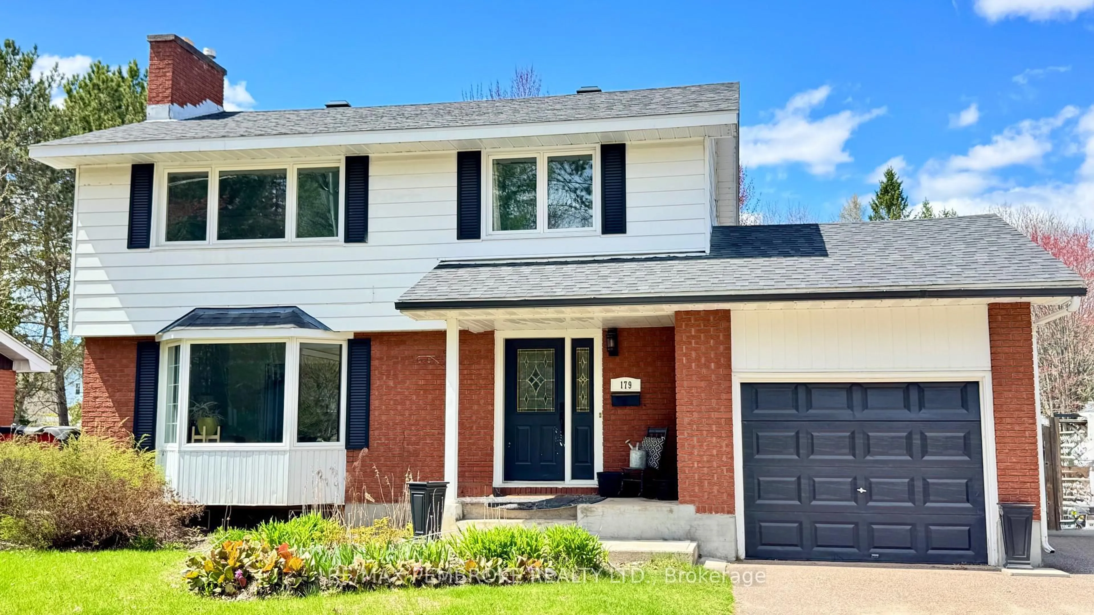 Home with brick exterior material, street for 179 Ridge Rd, Deep River Ontario K0J 1P0
