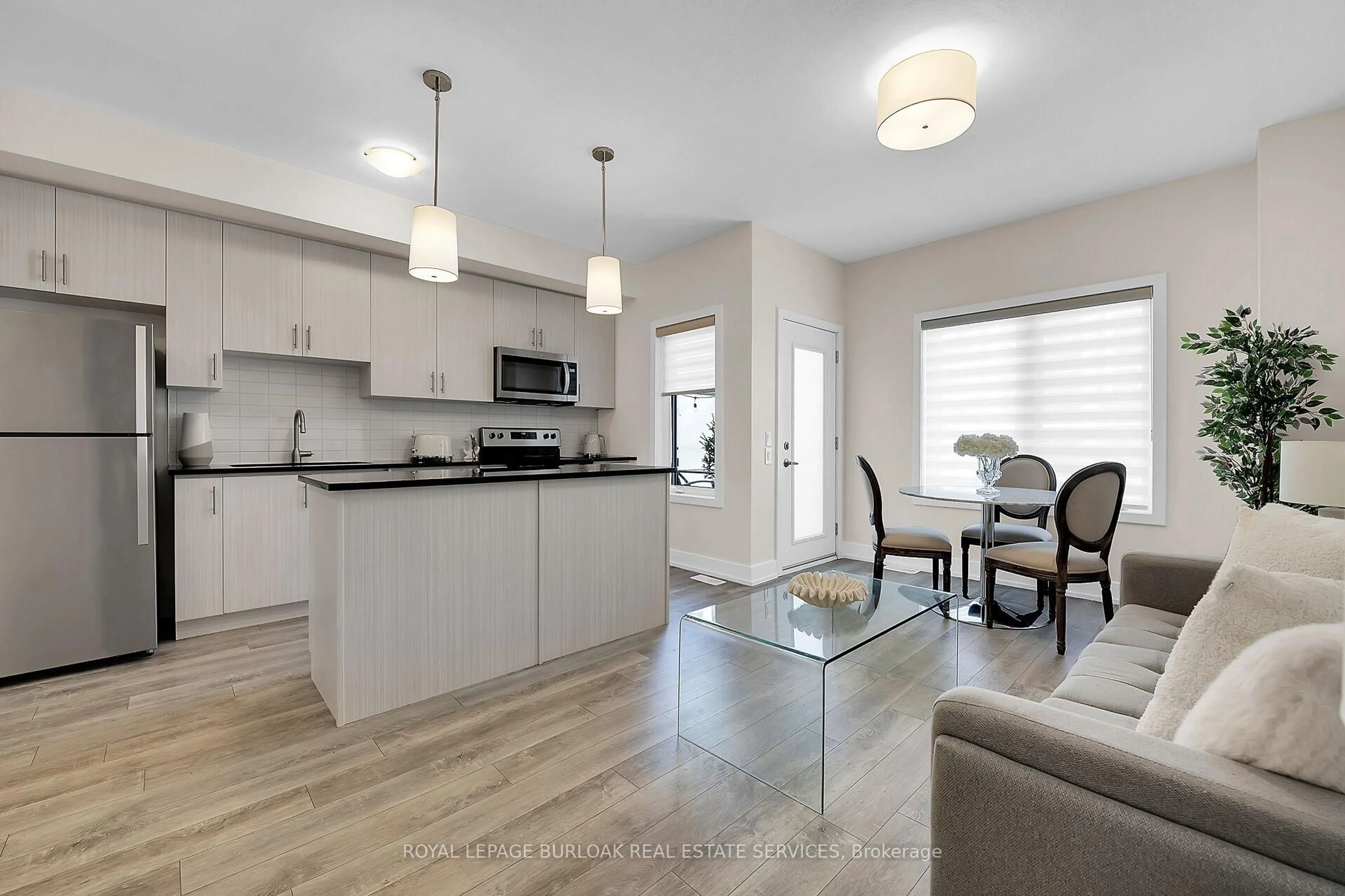 Open concept kitchen, unknown for 115 Shoreview Pl #9, Hamilton Ontario L8E 0K4