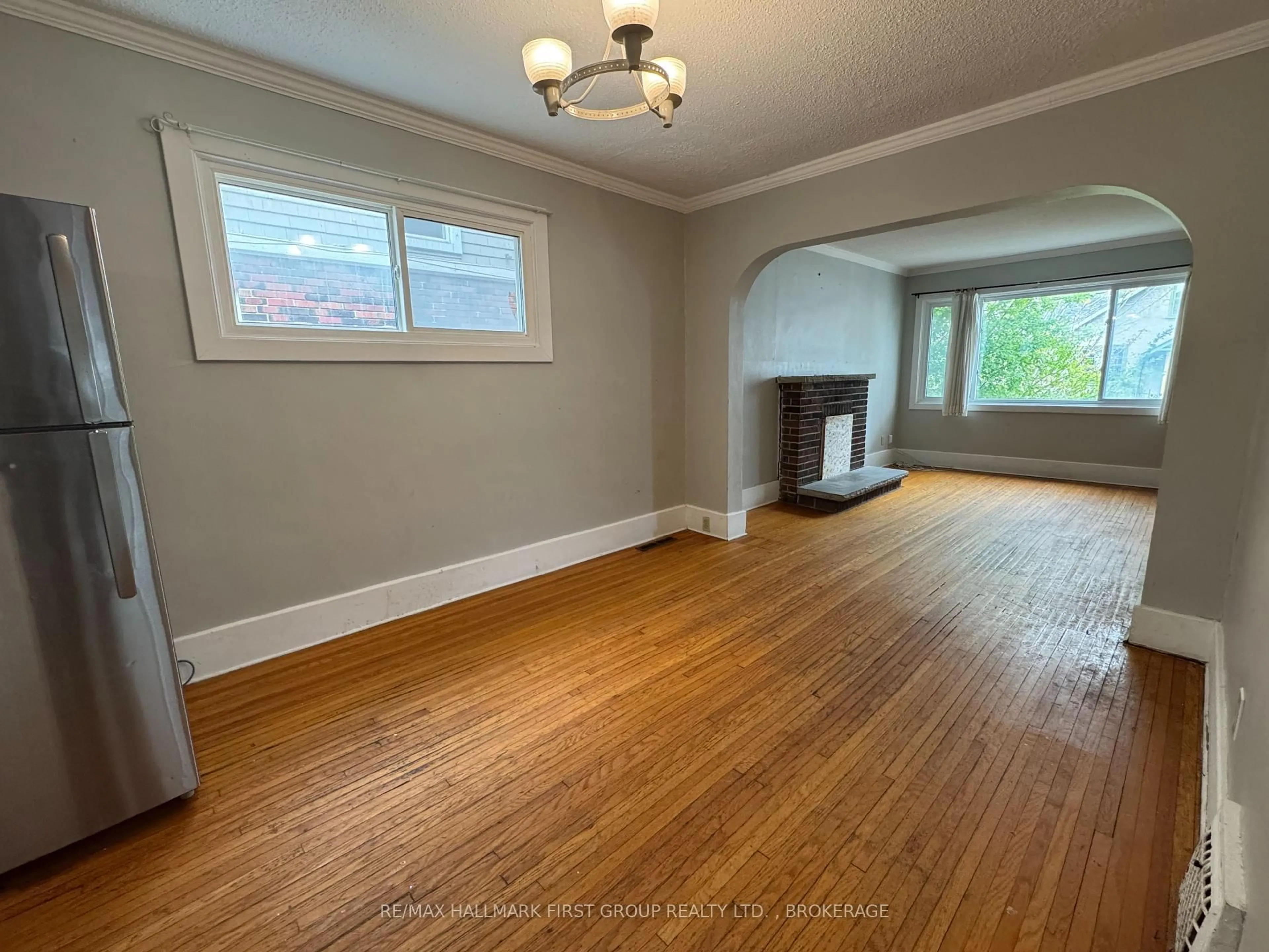 A pic of a room for 516 VICTORIA St, Kingston Ontario K7L 4A1