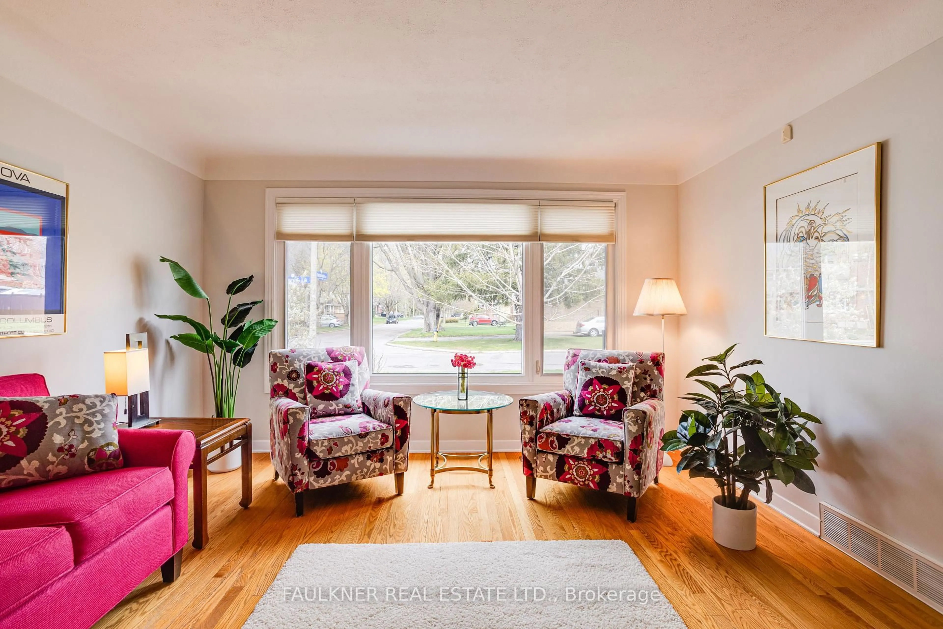 Living room with furniture, unknown for 600 Tillbury West Ave, Ottawa Ontario K2A 0Z8