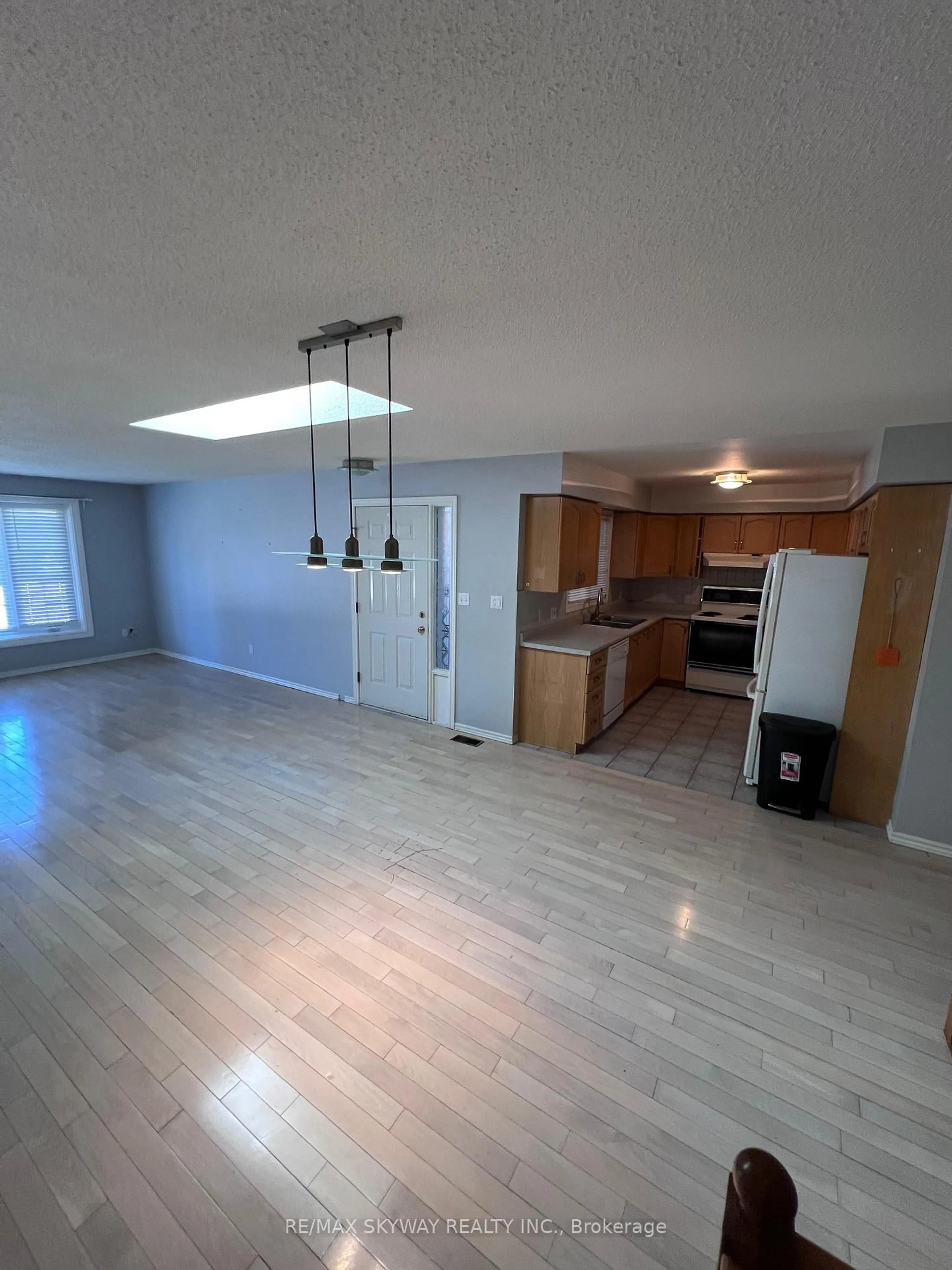 Open concept kitchen, unknown for 570 West St #2, Brantford Ontario N3R 7Y7