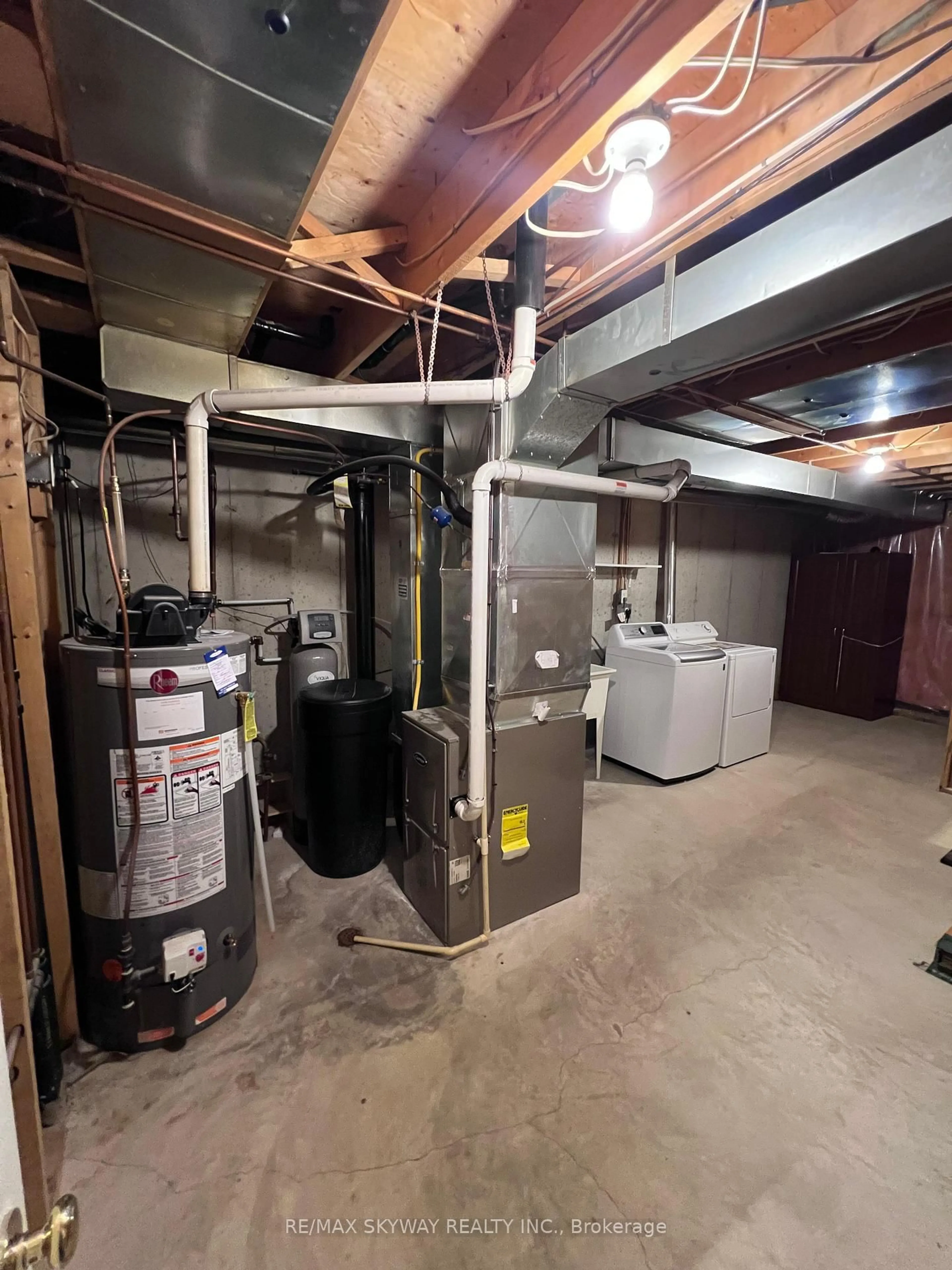 A pic of a room for 570 West St #2, Brantford Ontario N3R 7Y7