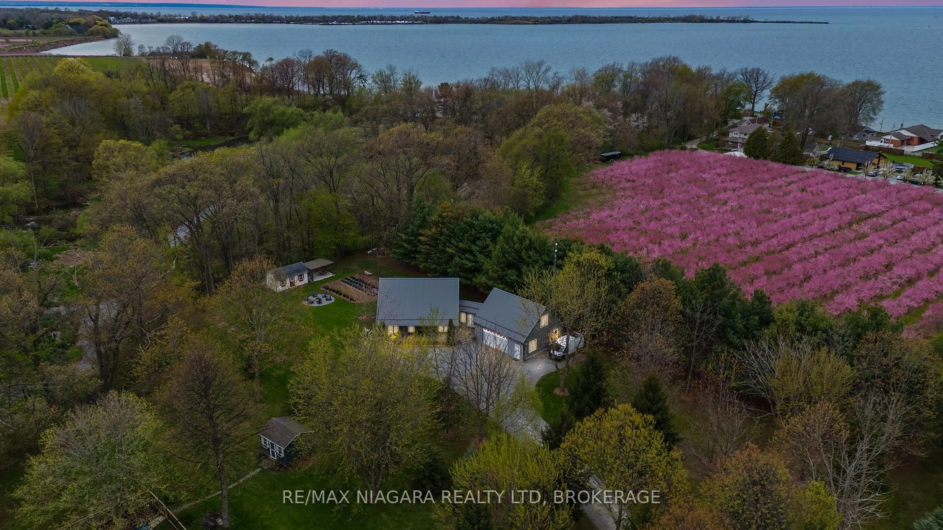 A pic from outside/outdoor area/front of a property/back of a property/a pic from drone, water/lake/river/ocean view for 1382 MCNAB Rd, Niagara-on-the-Lake Ontario L0S 1J0