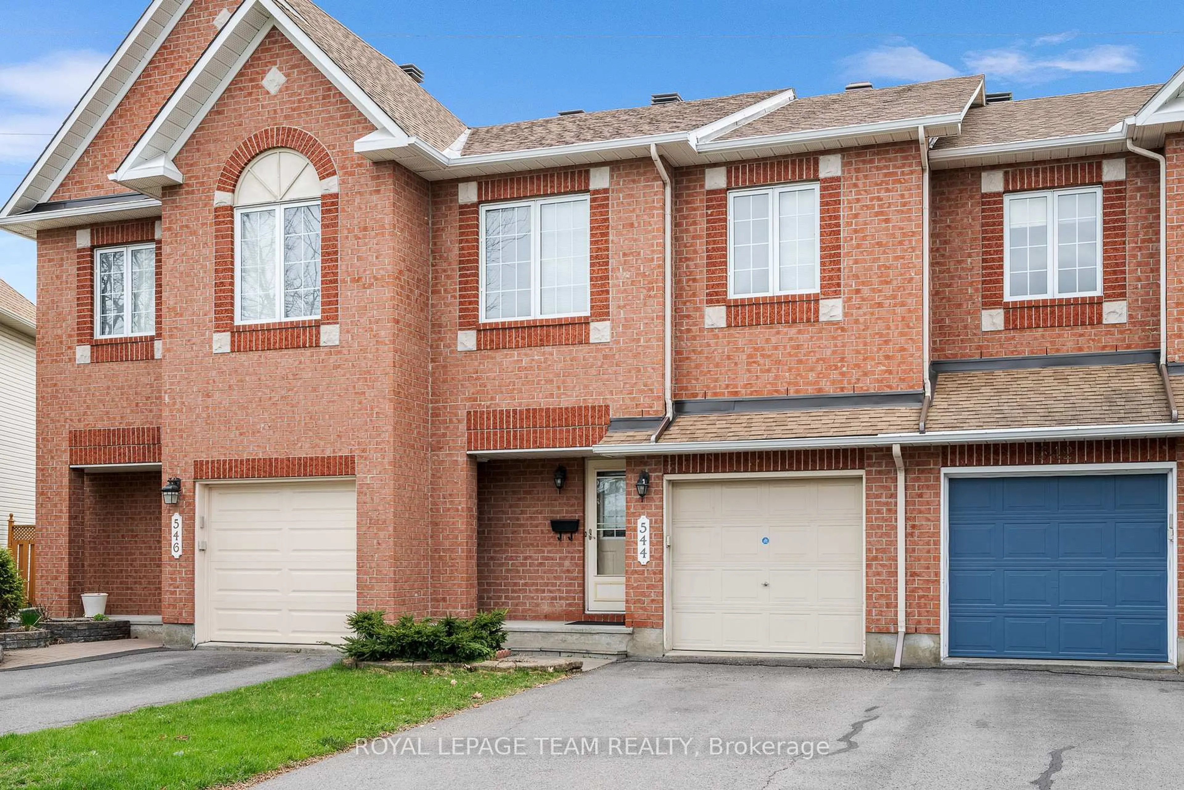 Home with brick exterior material, street for 544 Renaissance Dr, Ottawa Ontario K4A 4E8
