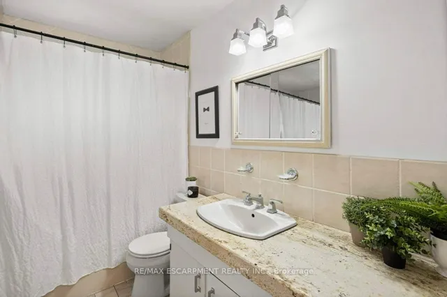 Additional property image - 630 Westview Ave