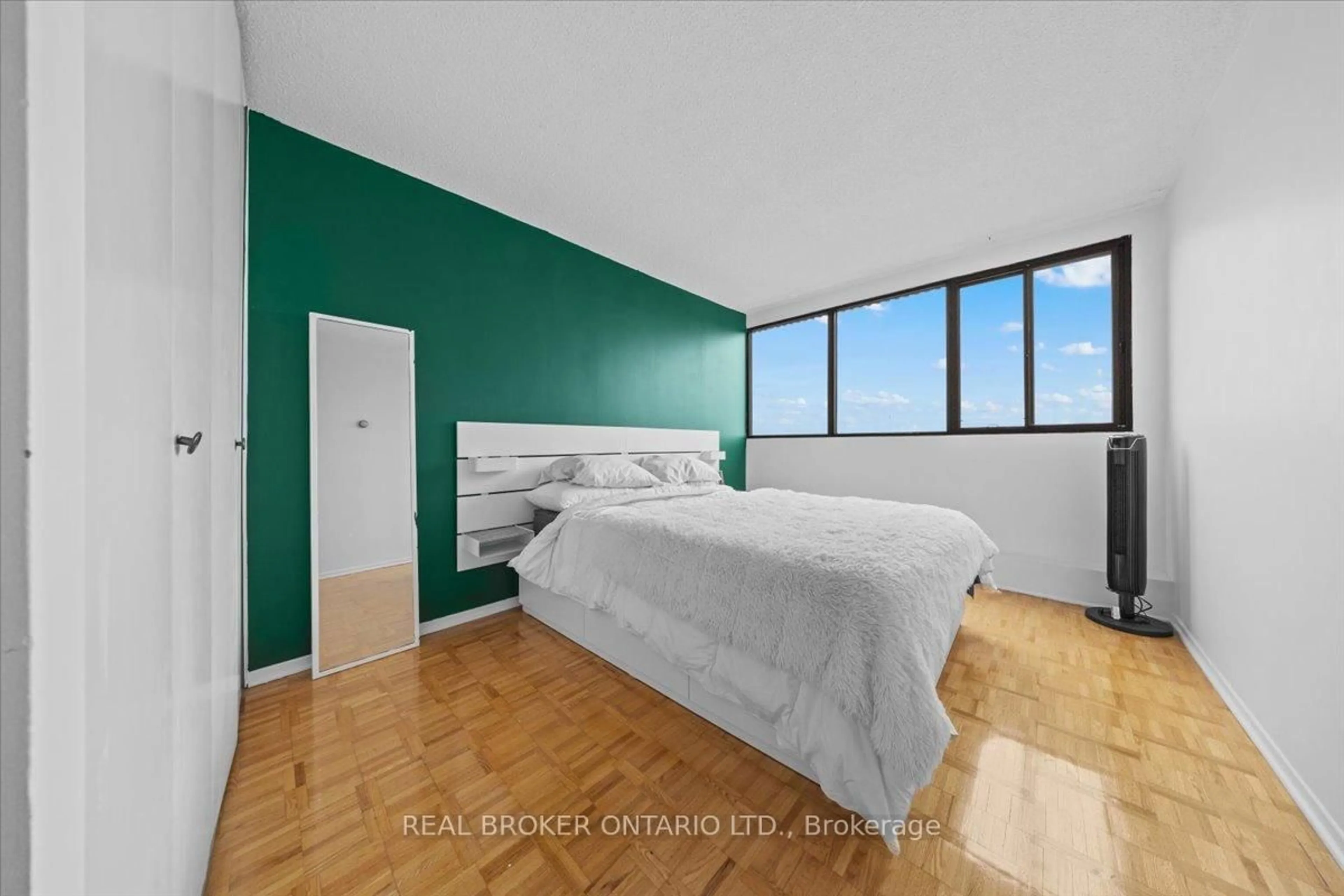 Bedroom with bed, unknown for 1285 Cahill Dr #1603, Ottawa Ontario K1V 9A7
