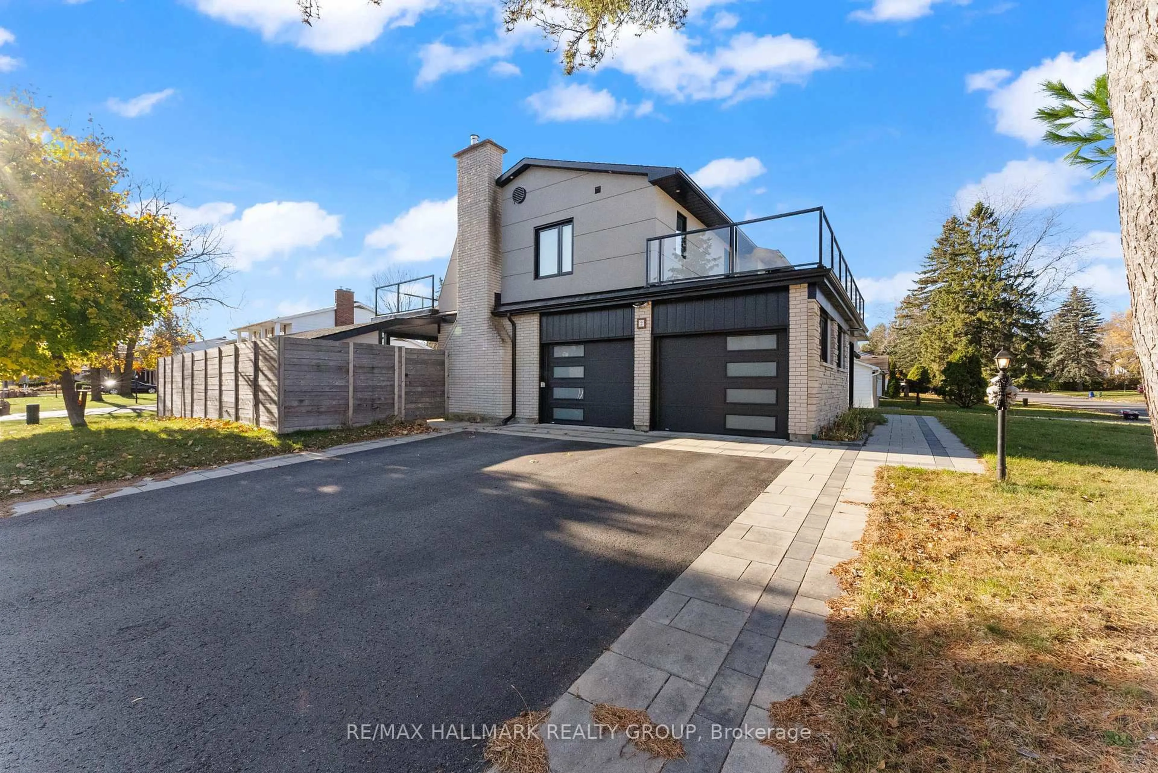 Unknown for 2 St. Remy Dr, Ottawa Ontario K2J 1A3