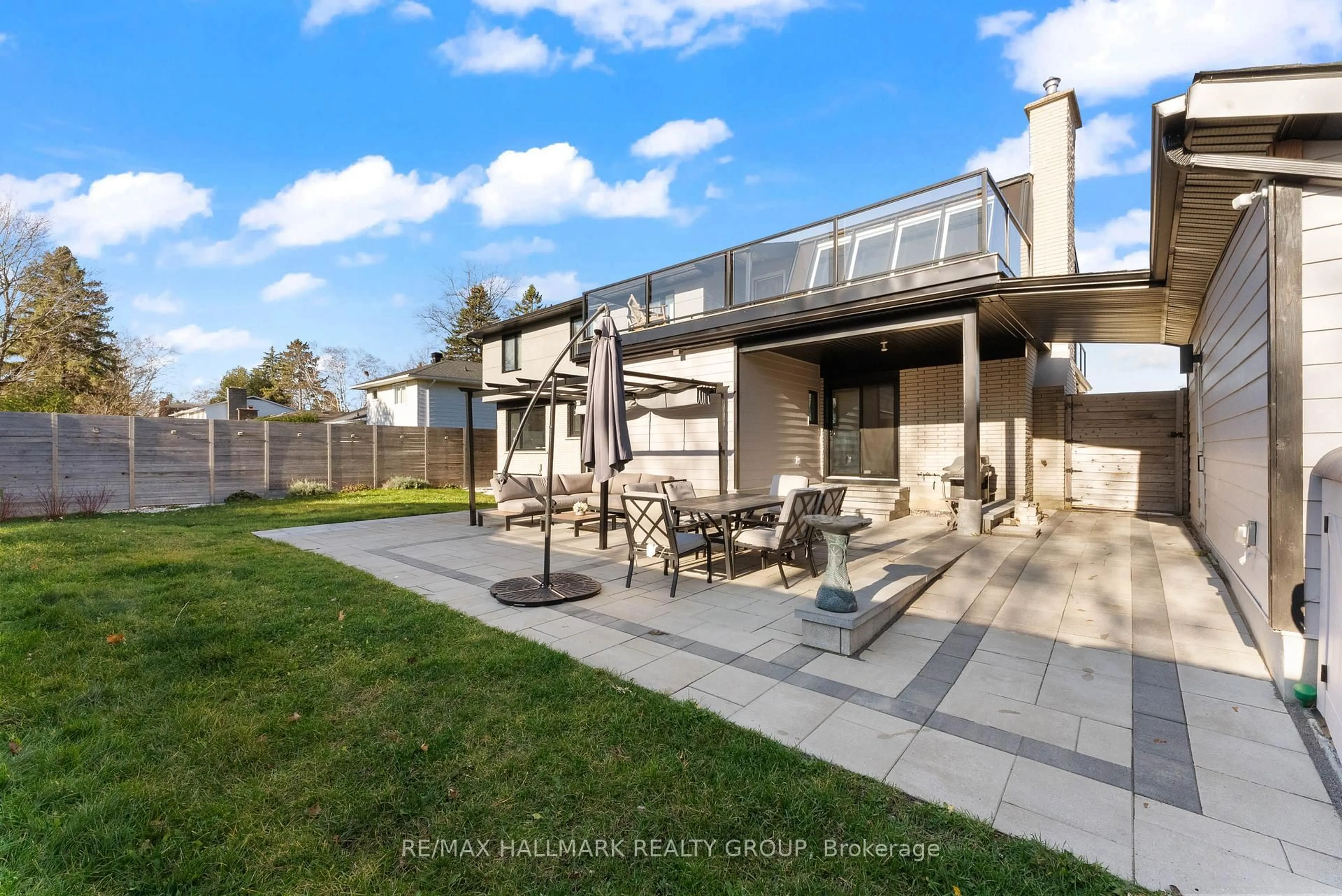 Unknown for 2 St. Remy Dr, Ottawa Ontario K2J 1A3