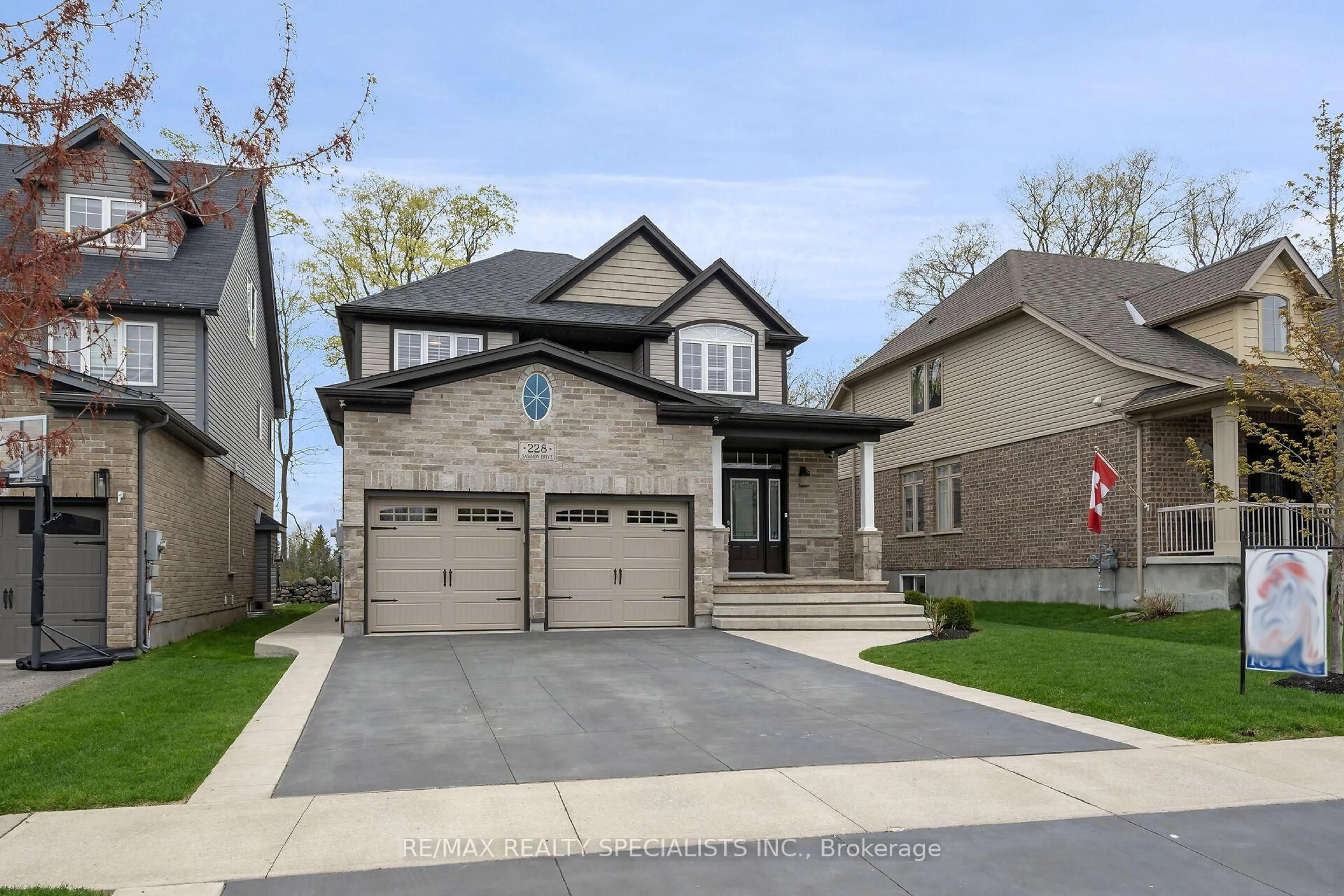 Home with brick exterior material, street for 228 SAMMON Dr, Guelph/Eramosa Ontario N0B 2K0
