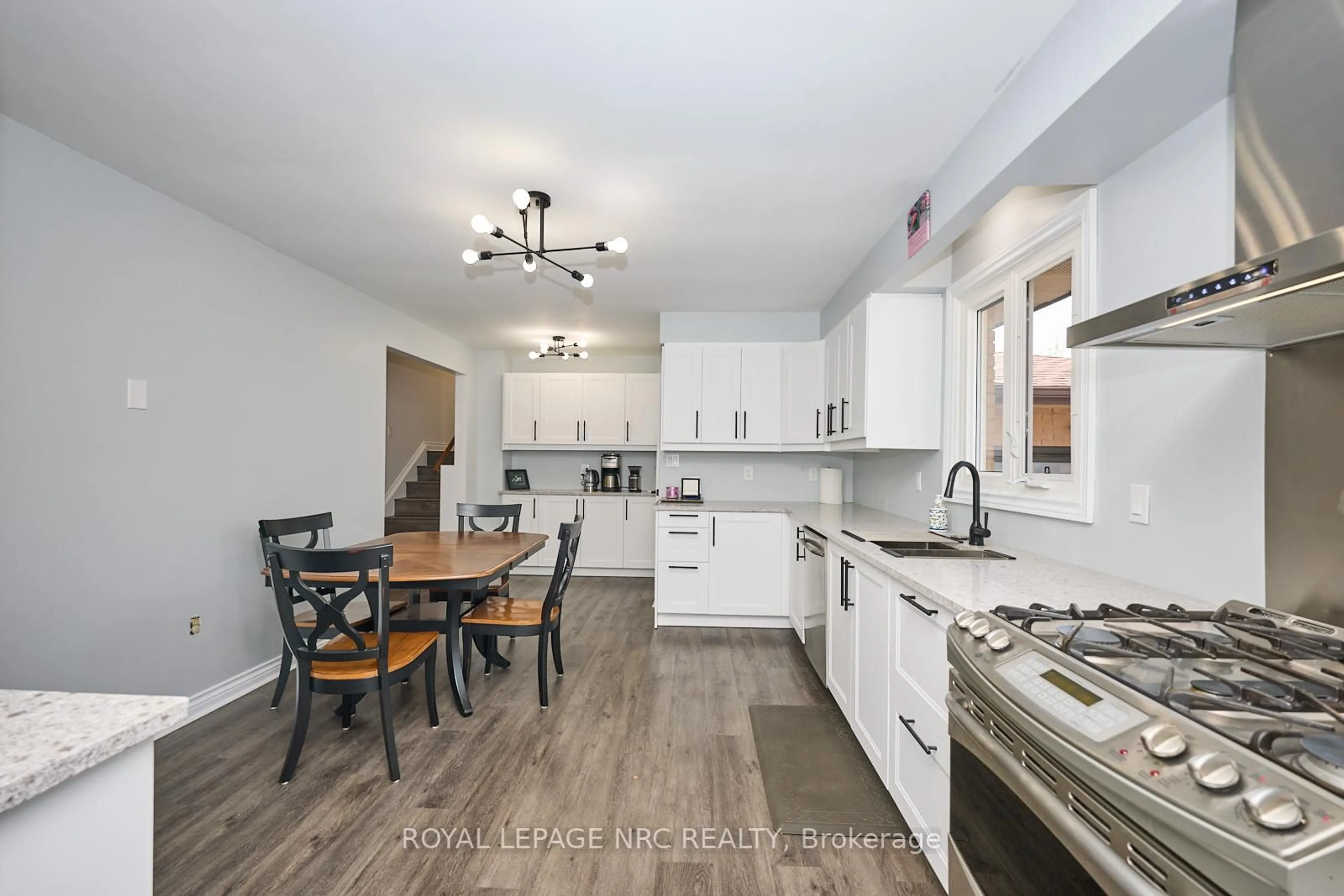 Open concept kitchen, unknown for 5995 ELDORADO Ave, Niagara Falls Ontario L2H 1S5