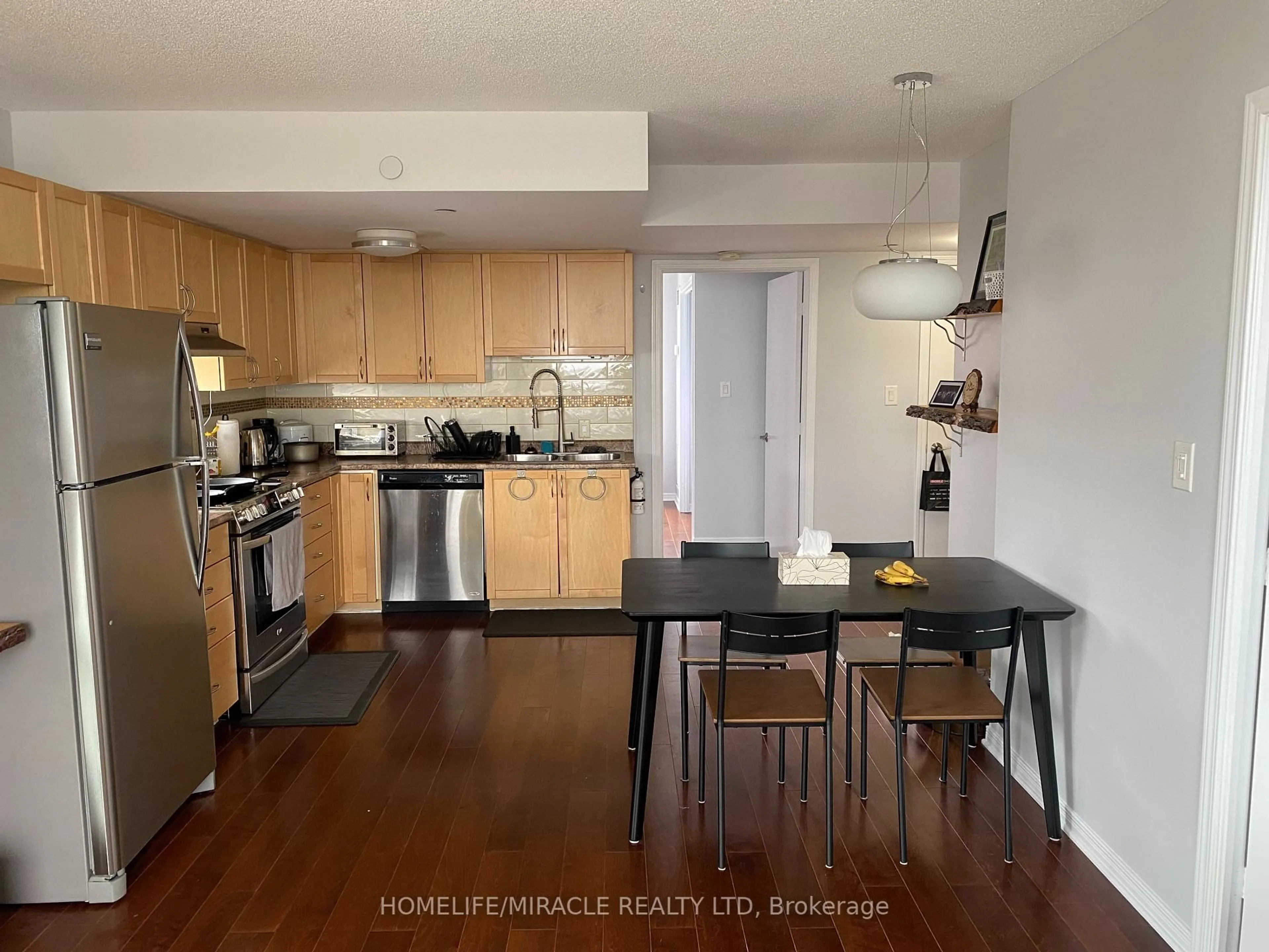 Unknown for 121 Queen St #512, Kingston Ontario K7K 0G8