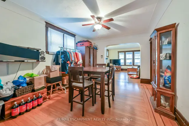 Additional property image - 1597 King St