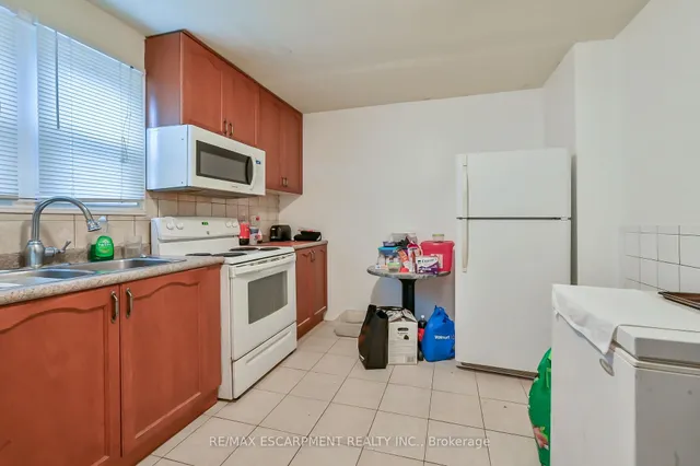 Additional property image - 1597 King St