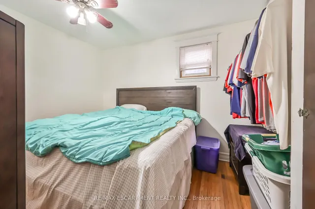 Additional property image - 1597 King St