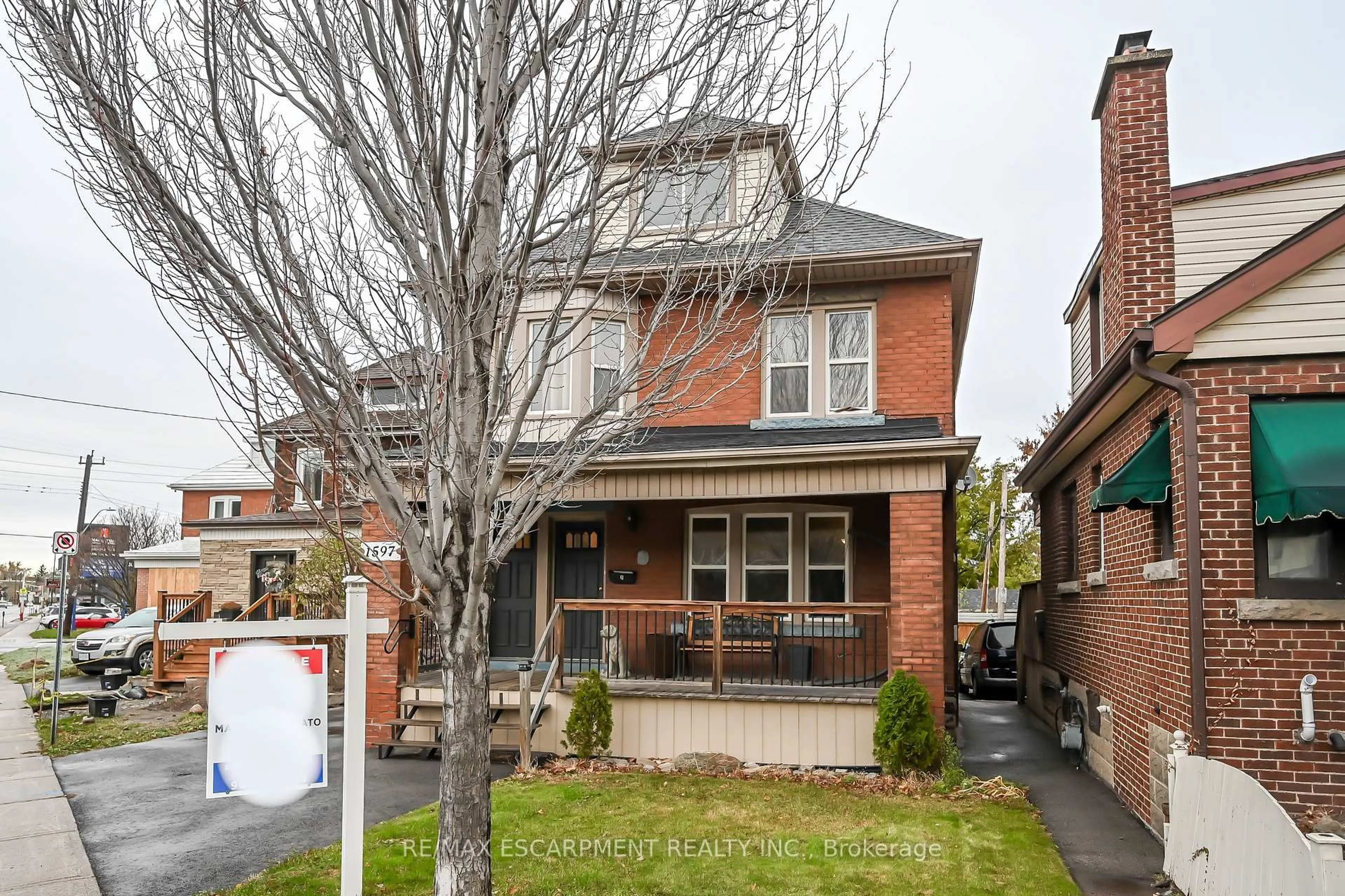 Home with brick exterior material, street for 1597 King St, Hamilton Ontario L8K 1T5