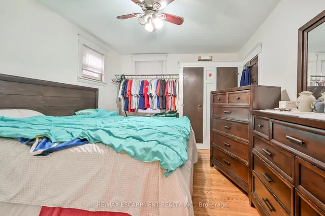 Additional property image - 1597 King St