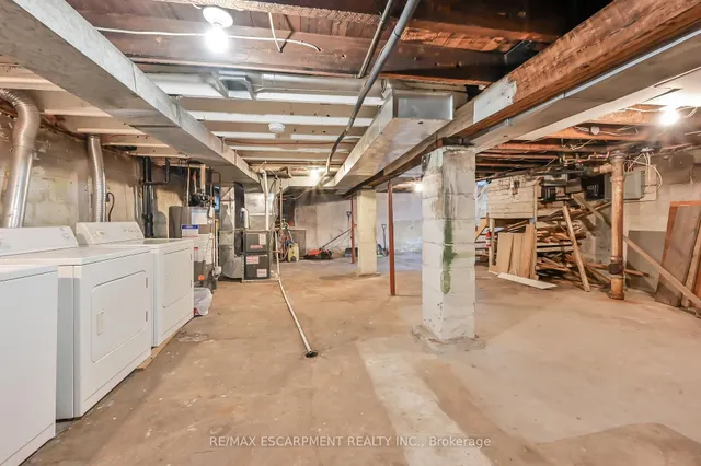 Additional property image - 1597 King St