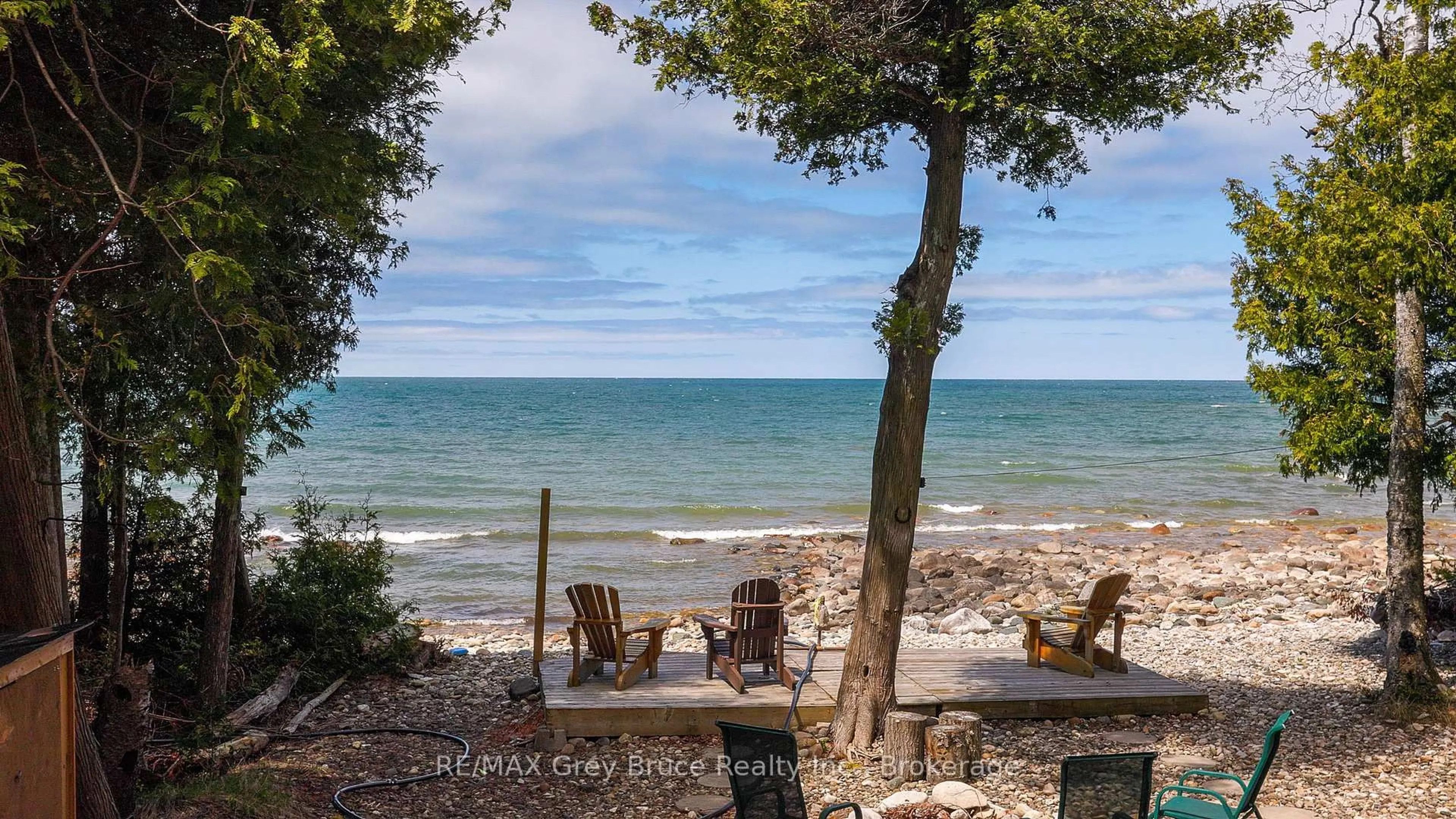 Patio, water/lake/river/ocean view for 725 BRUCE ROAD 13 Rd, Native Leased Lands Ontario N0H 2L0