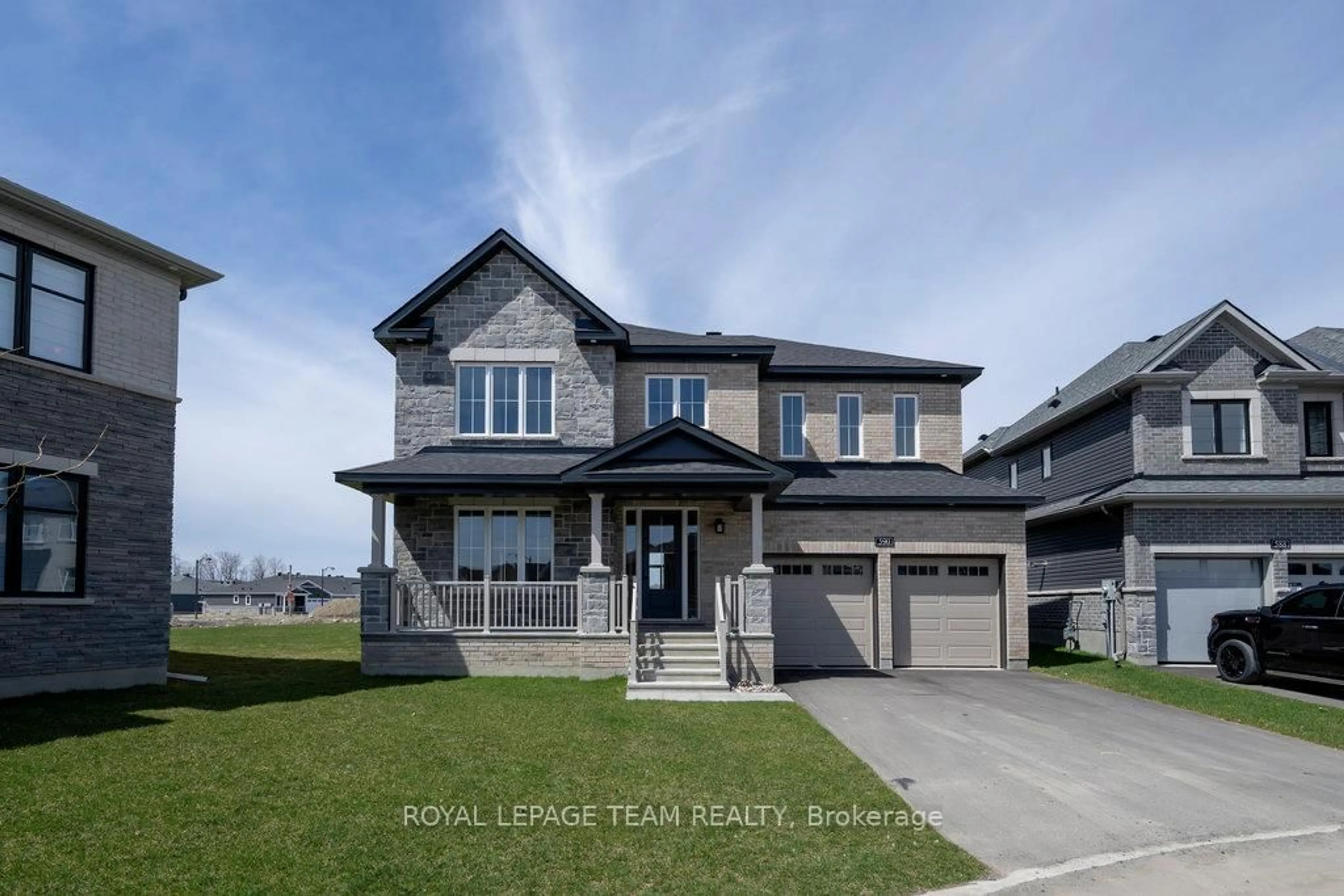 Home with brick exterior material, street for 590 ANCHOR Circ, Ottawa Ontario K4M 0X4
