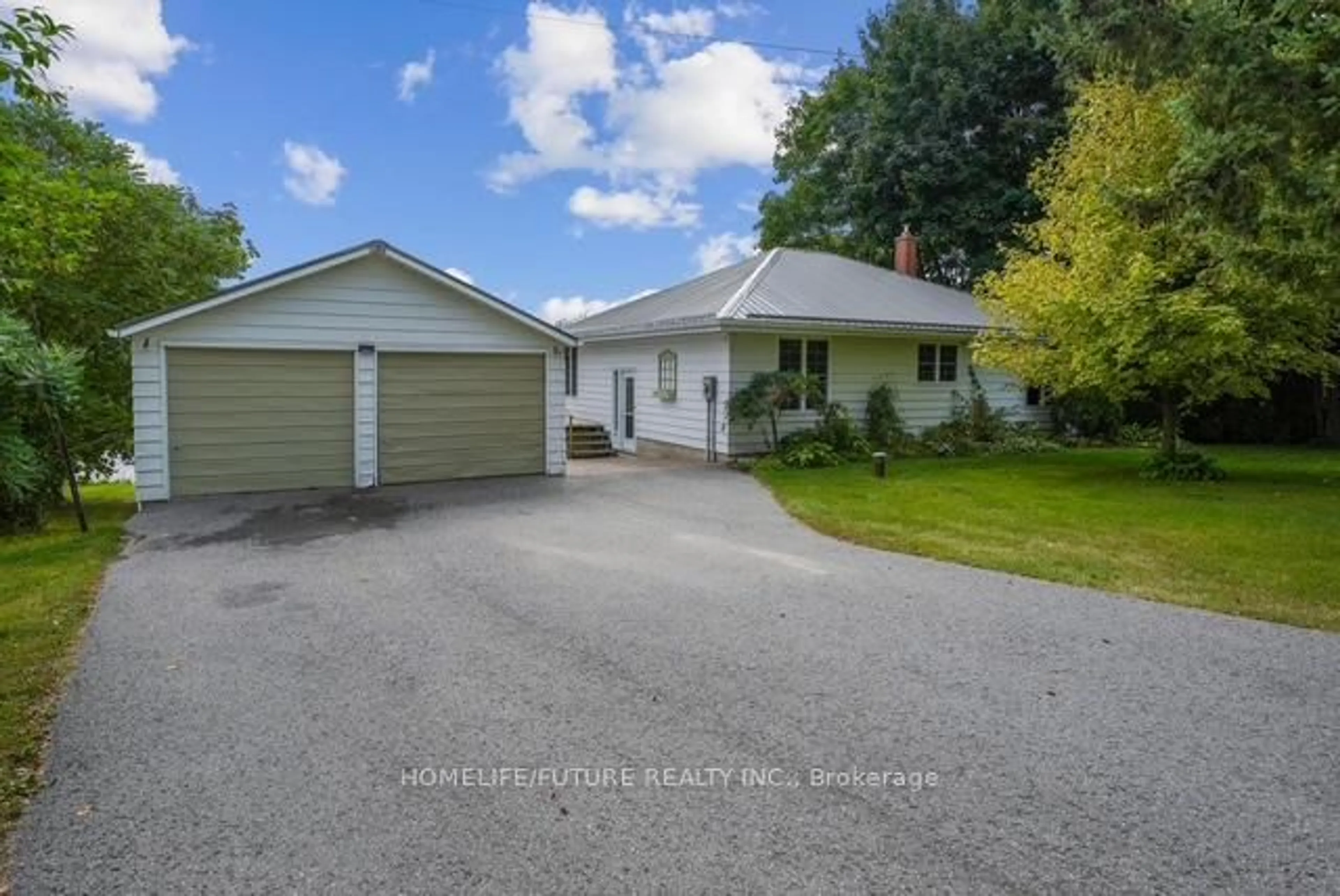 A pic from outside/outdoor area/front of a property/back of a property/a pic from drone, street for 1280 Portage Rd, Kawartha Lakes Ontario K0M 2B0