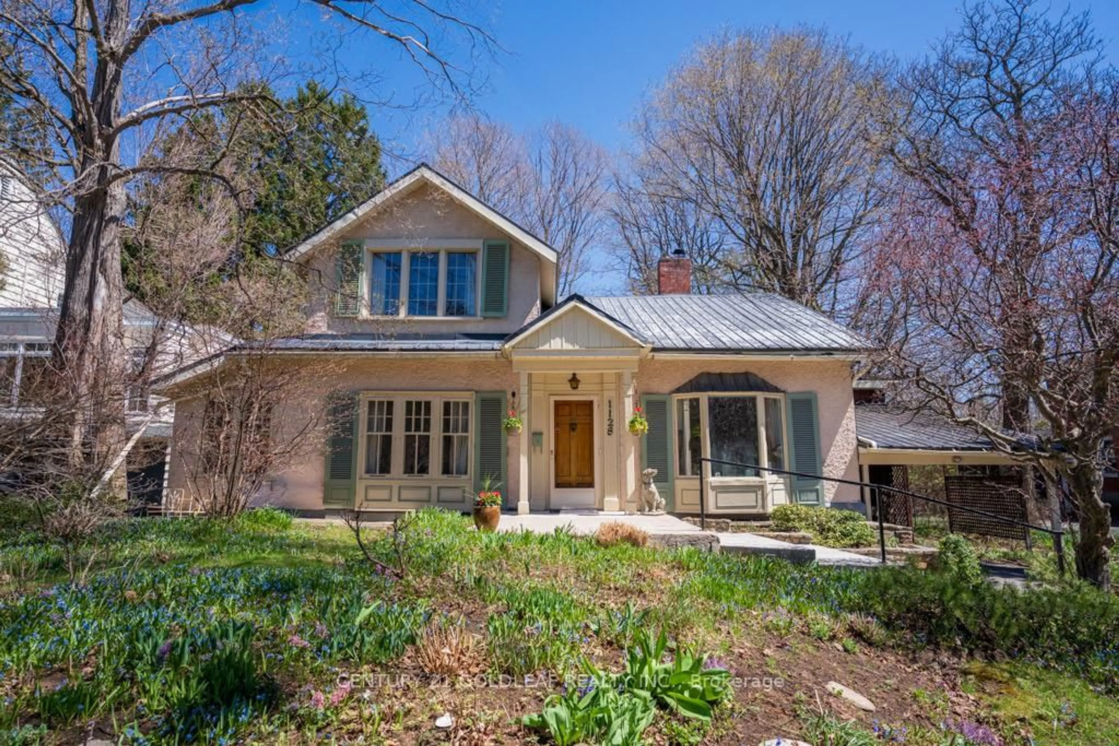 Home with brick exterior material, street for 1128 Lisgar Rd, Ottawa Ontario K1M 0E6