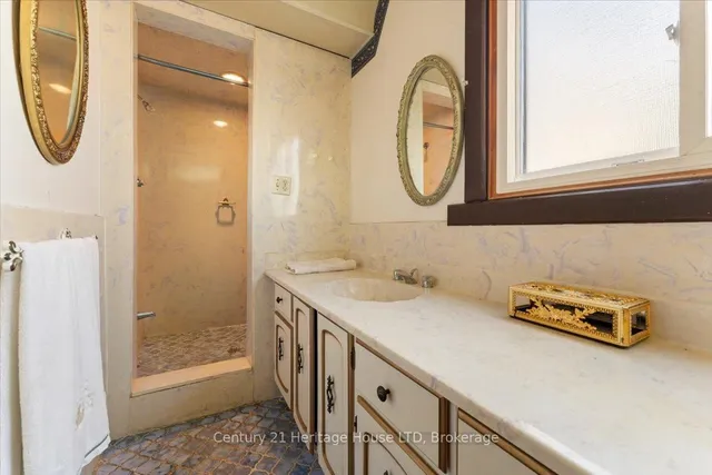 Additional property image - 38 Palm Crt