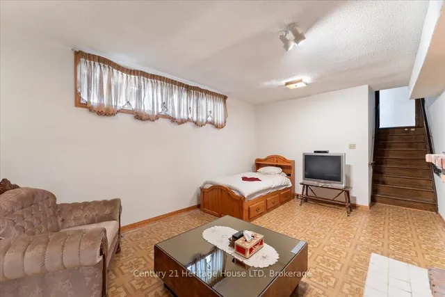 Additional property image - 38 Palm Crt