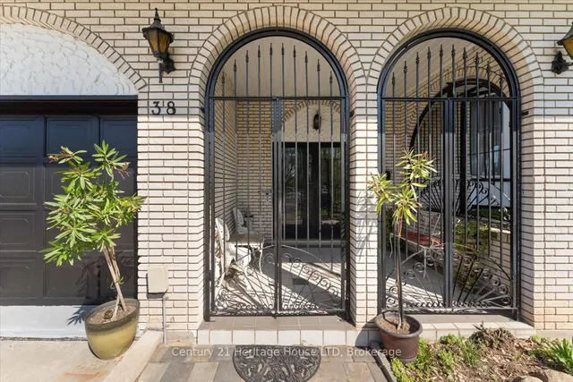 Additional property image - 38 Palm Crt