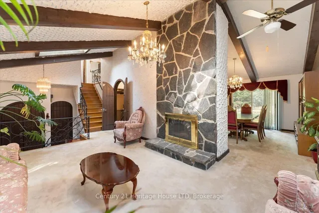 Additional property image - 38 Palm Crt